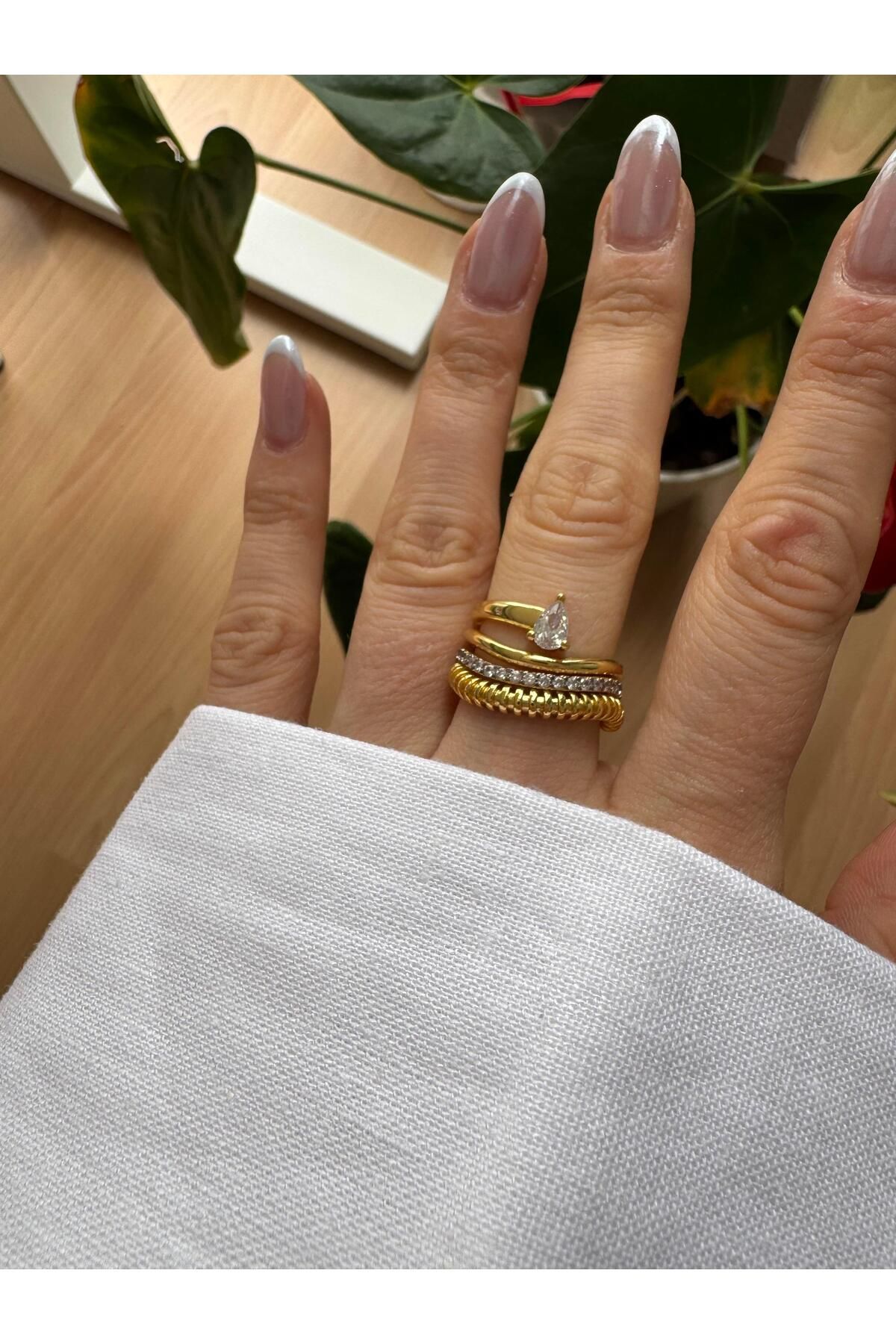 Venus Design Çelik Rainbow Taşlı Yüzük