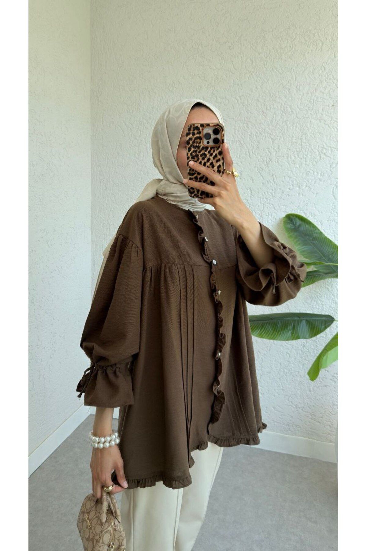 BisuModa KOLARI FIRFIR VE BAĞLAMA DETAYLI KETEN GÖMLEK
