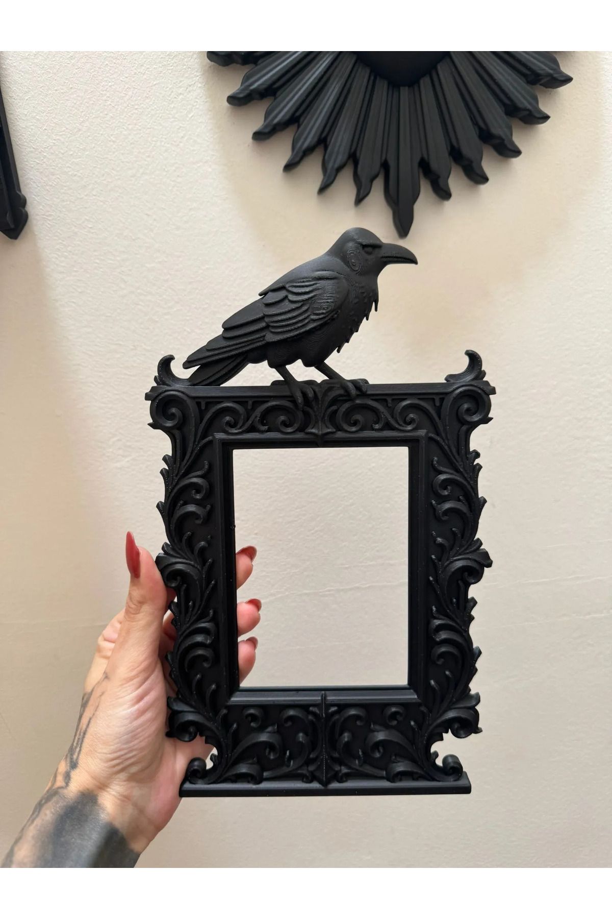 Phigo-Gothic Raven Frame 25X14Cm 3D Printing Name Writable Decorative Dark Style Accessory 3