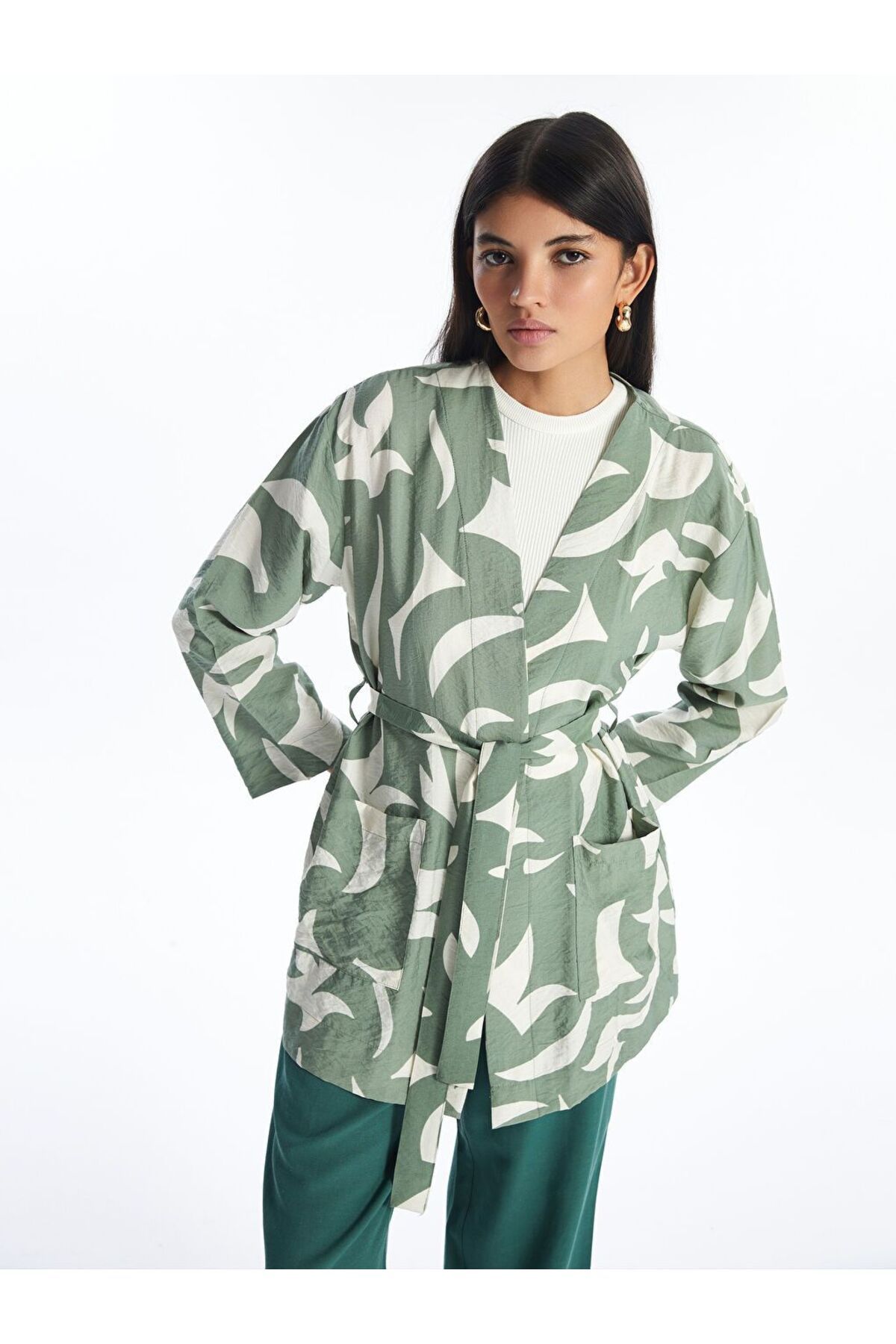 LC Waikiki Yeşil Şal Yaka Desenli Uzun Kollu Oversize Kadın Kimono