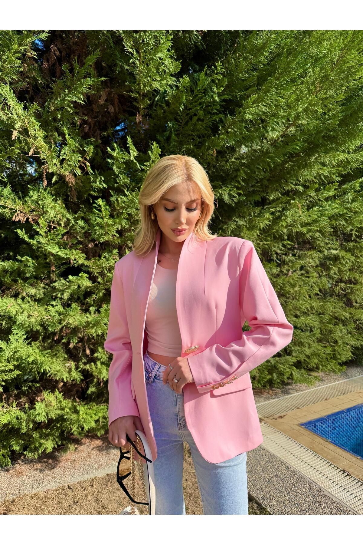 Butik pembe blazer