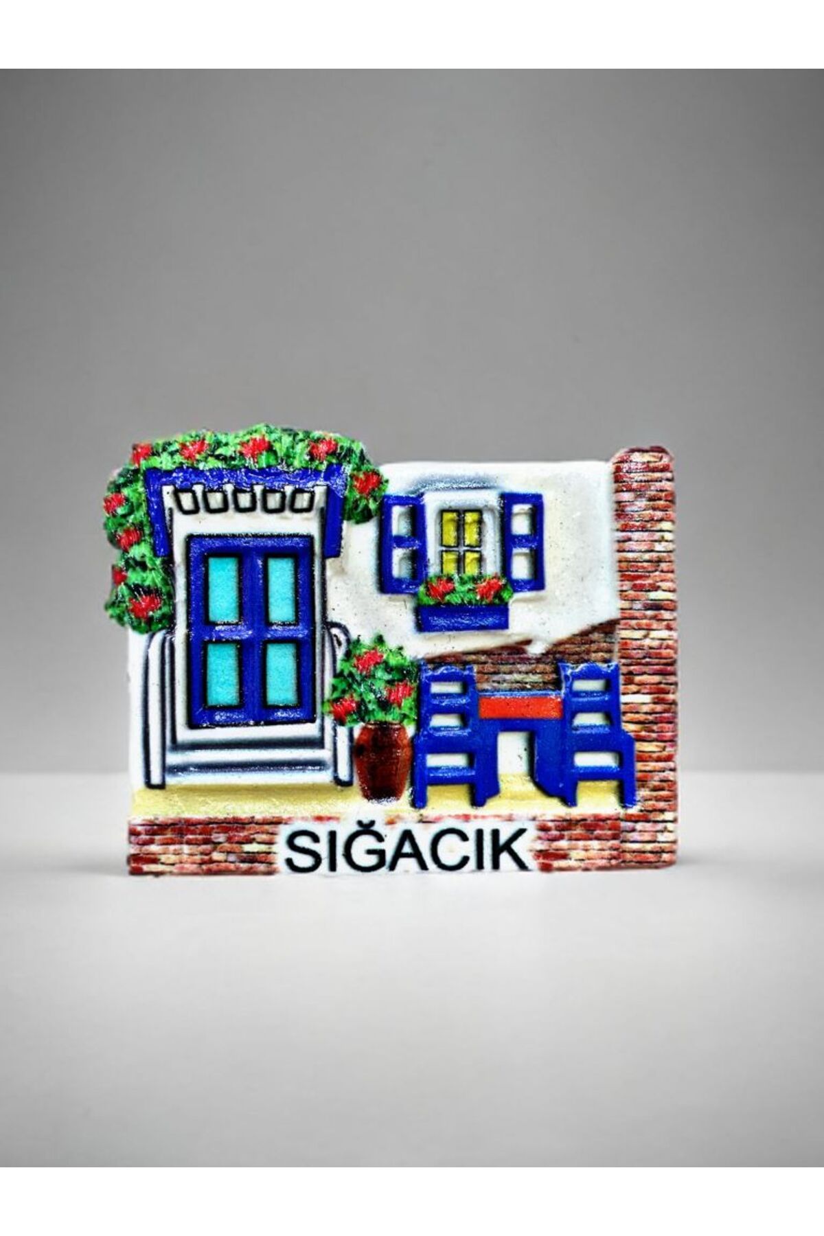 Home SIĞACIK Temalı Polyester Magnet. 7,5 cm x 6,5 cm.