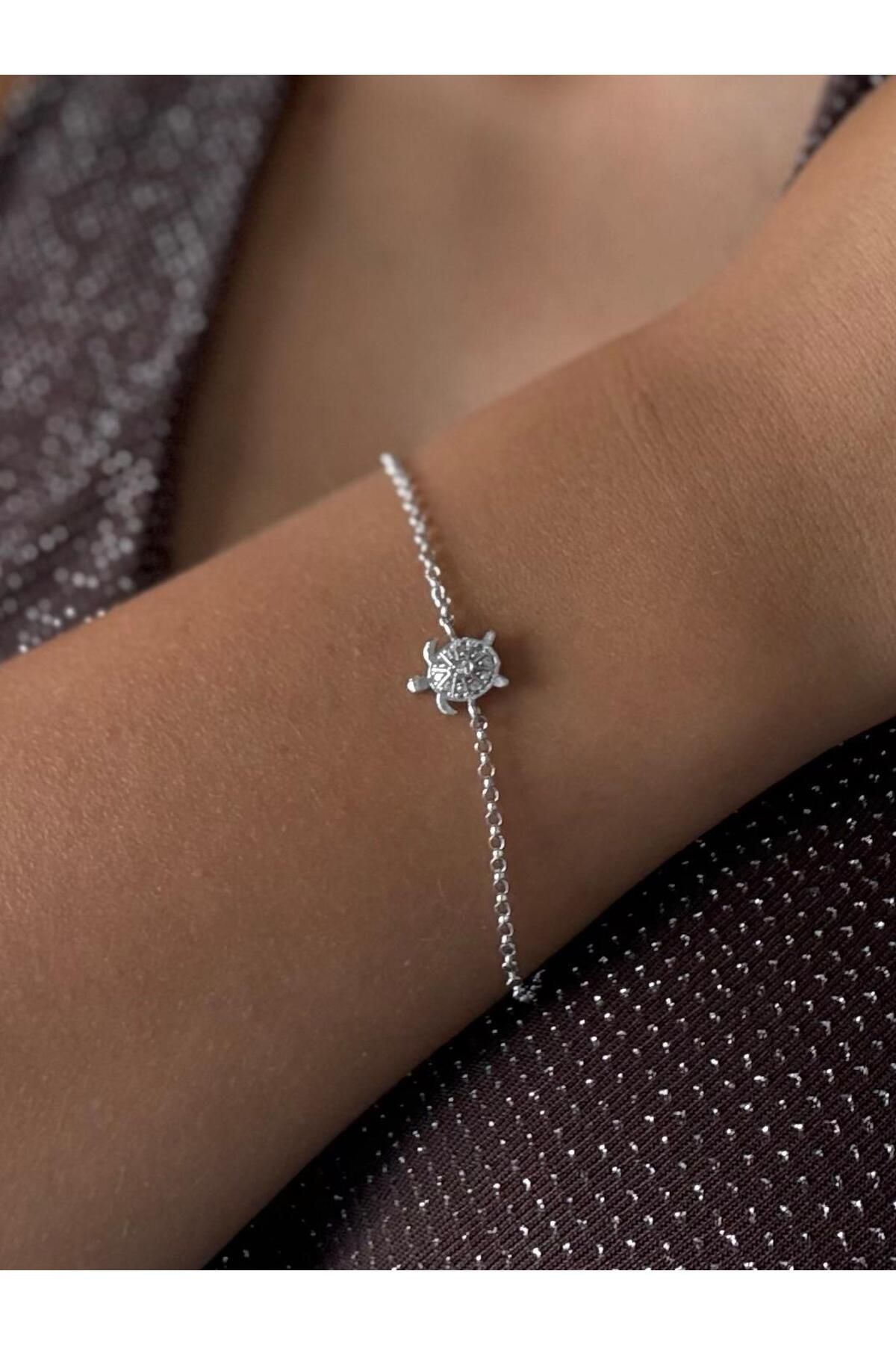 Glowique Design 925 Ayar Gümüş Taşlı Kaplumbağa Bileklik