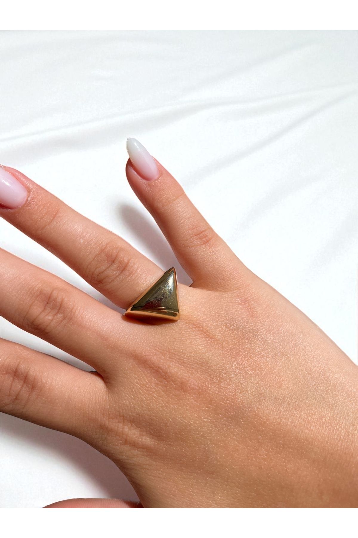 Lilac Jewelry Ayarlanabilir Vip Gold Üçgen Yüzük
