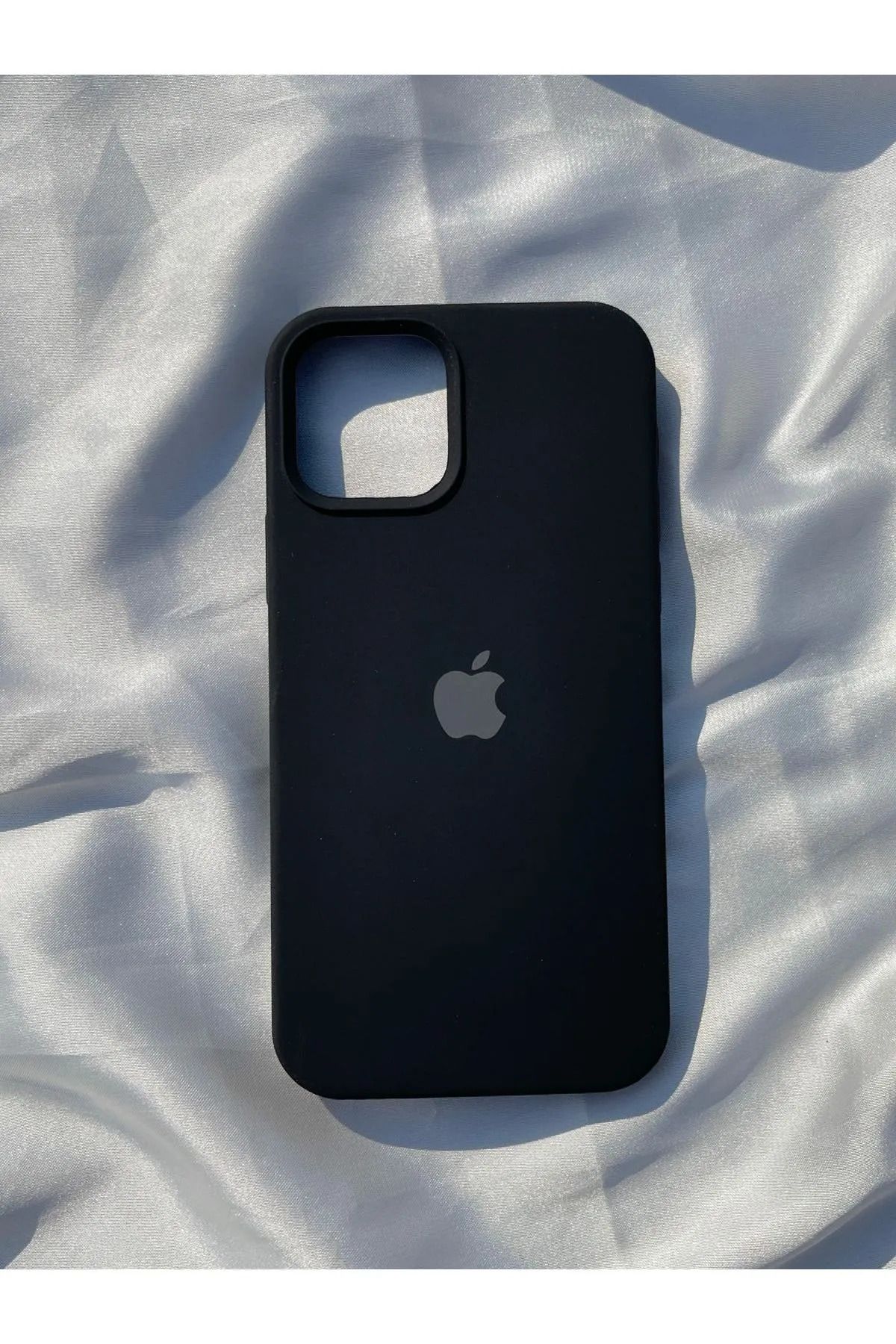 luxewear İphone 14/15 Plus Uyumlu Silikon Içi Kadife Lansman Telefon Kılıfı