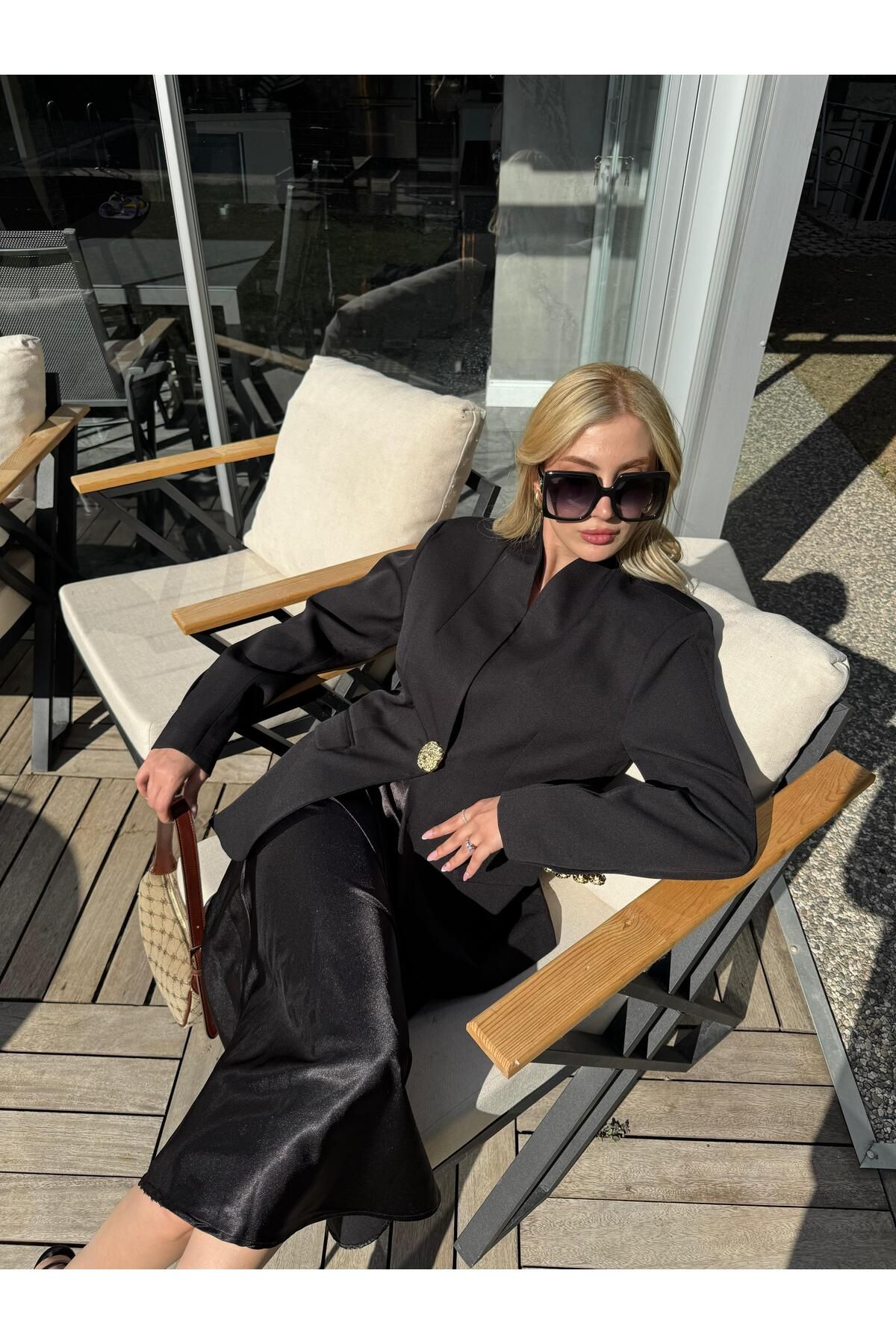 Butik Gold Düğme Detay Siyah Blazer Ceket