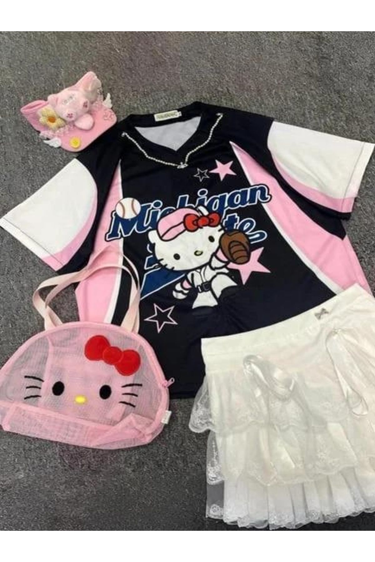Wisevelya Pembe Siyah Hello Kitty Michigan Sports Forma Unisex T-shirt