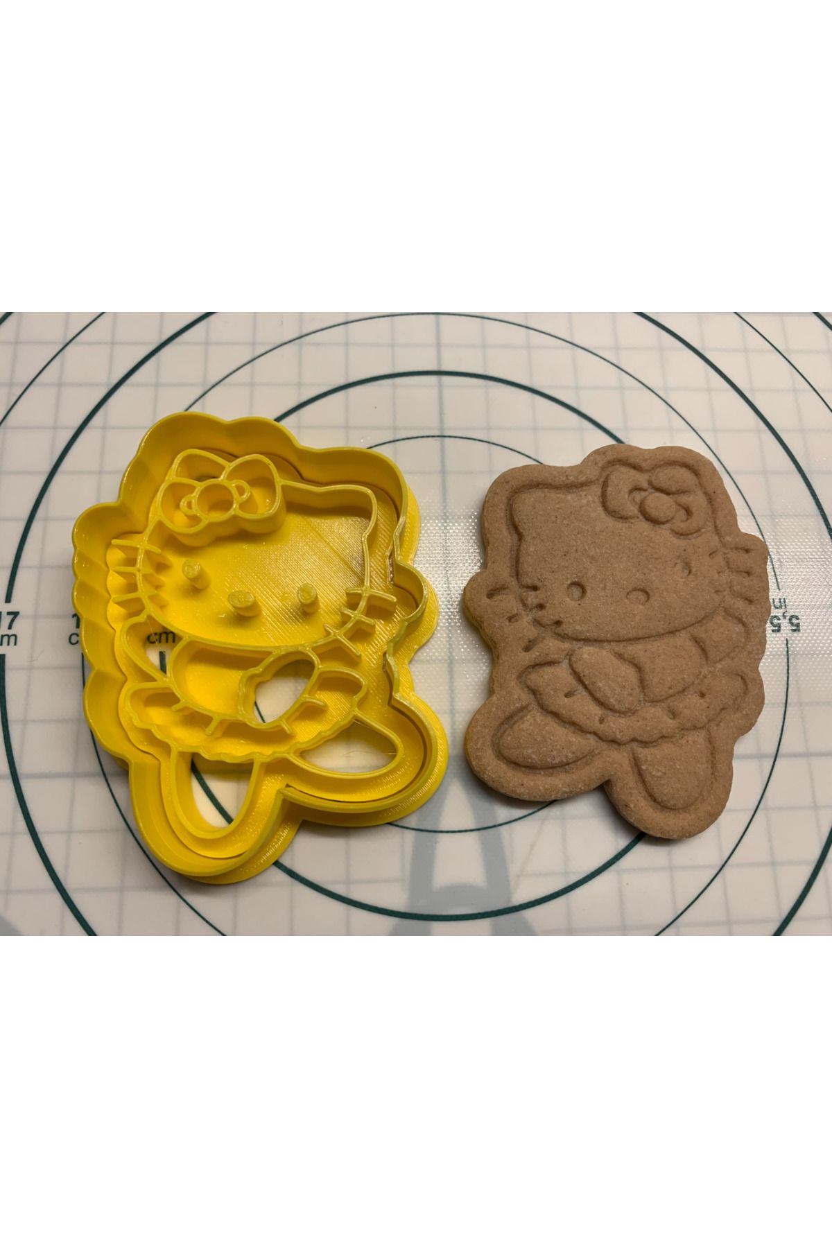 NADO DEKOR Balerin Hello Kitty Kurabiye Kalıbı kesici şekillendirici