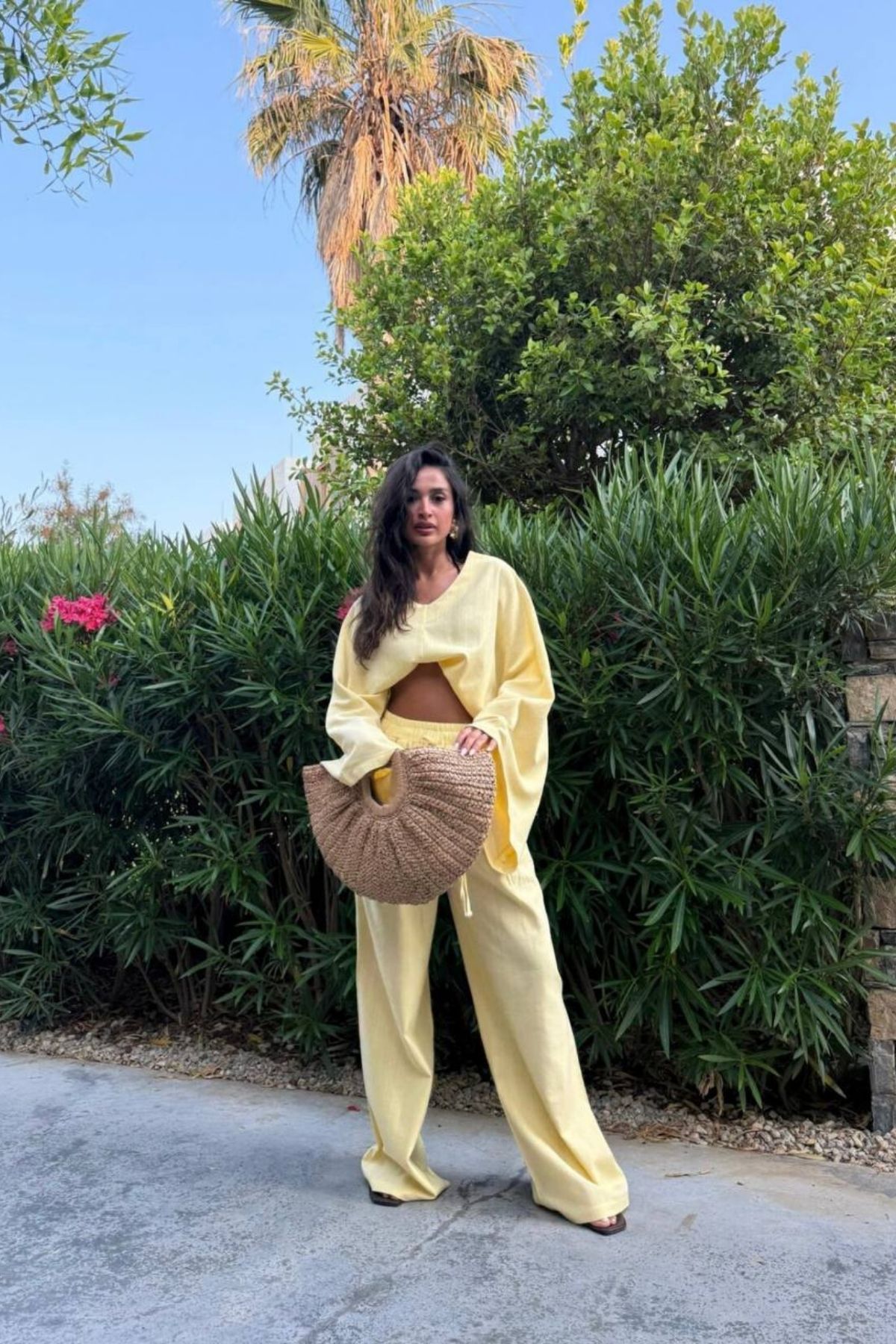 Love Fab Geniş Kol V Yaka Crop Keten Pantolon Takım