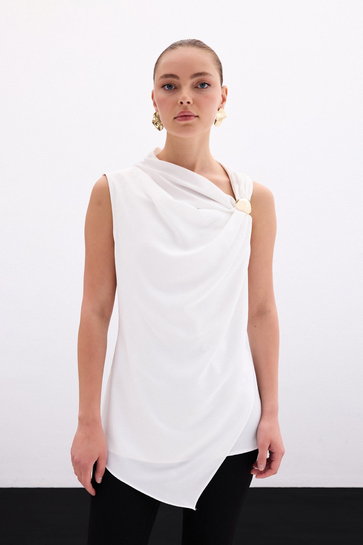 Sateen-Μπλούζα Ecru One Shoulder Αξεσουάρ 5