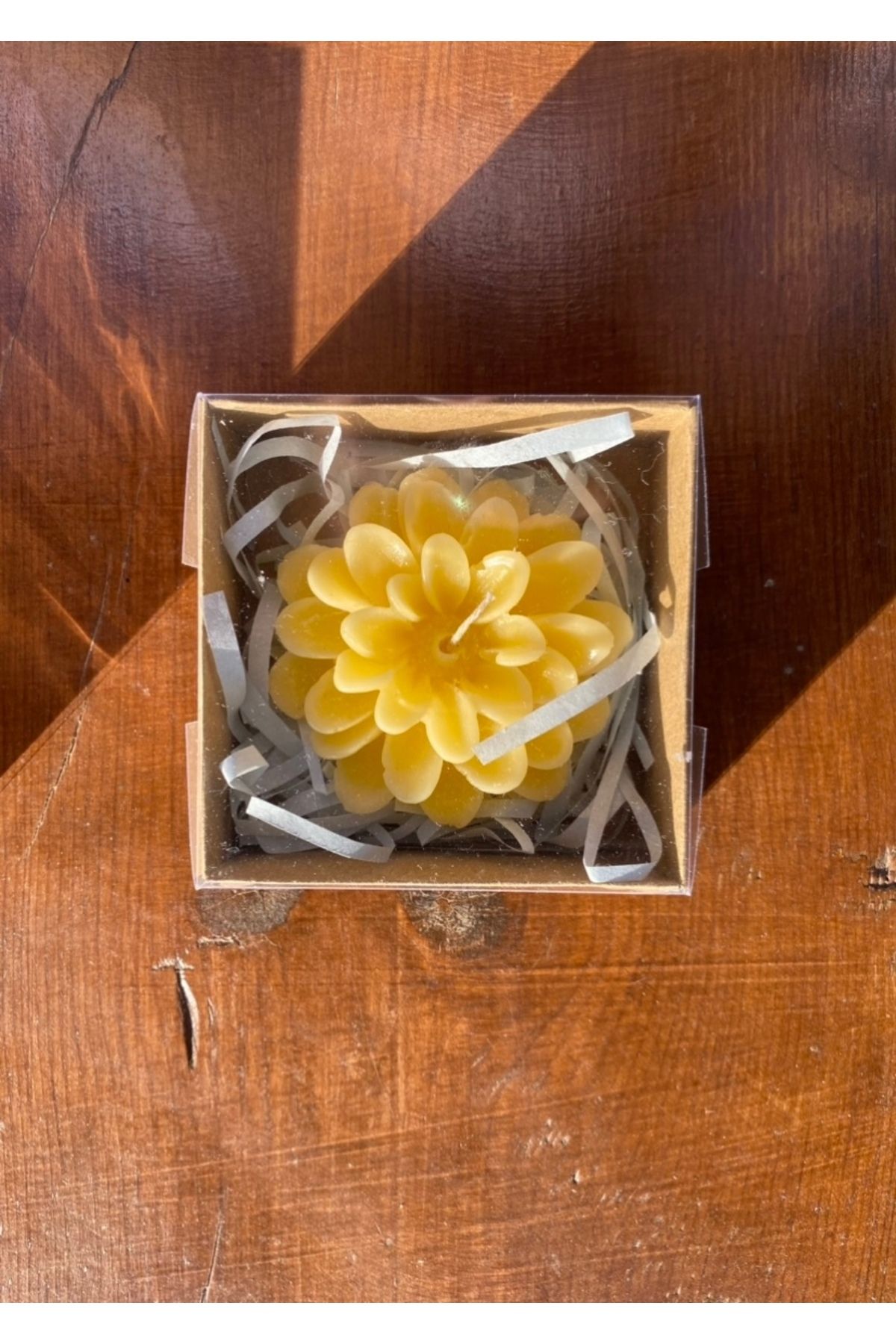 IDA LYDIA Hediyelik 15 Adet Kutulu Lotus Kokulu Çiçek Mum Sarı Renk, Düğün, Kına, Nişan, Söz, Doğum, Sünnet