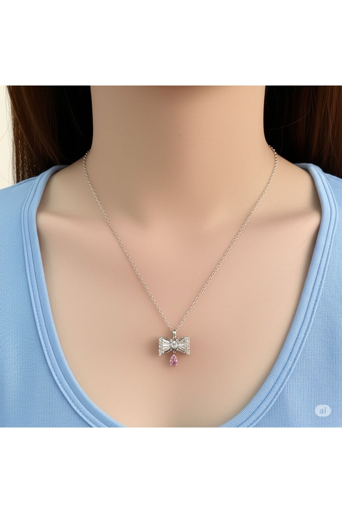 FAMEMUS ACCESSORY Taş Detaylı Fiyonk Model Çelik Renk Kolye