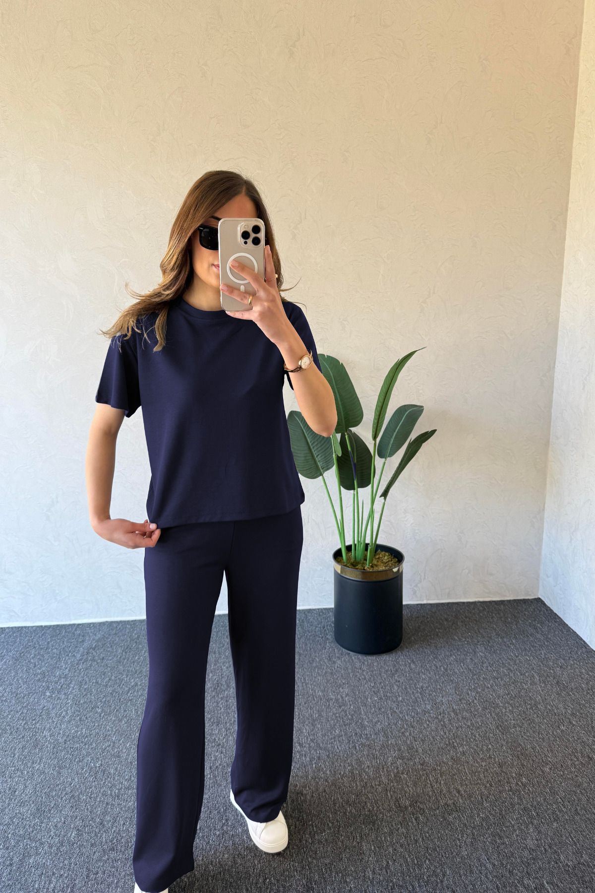 YAKAMEL Modal Kumaş Kısa Kollu T-Shirt & Pantolon Takımı