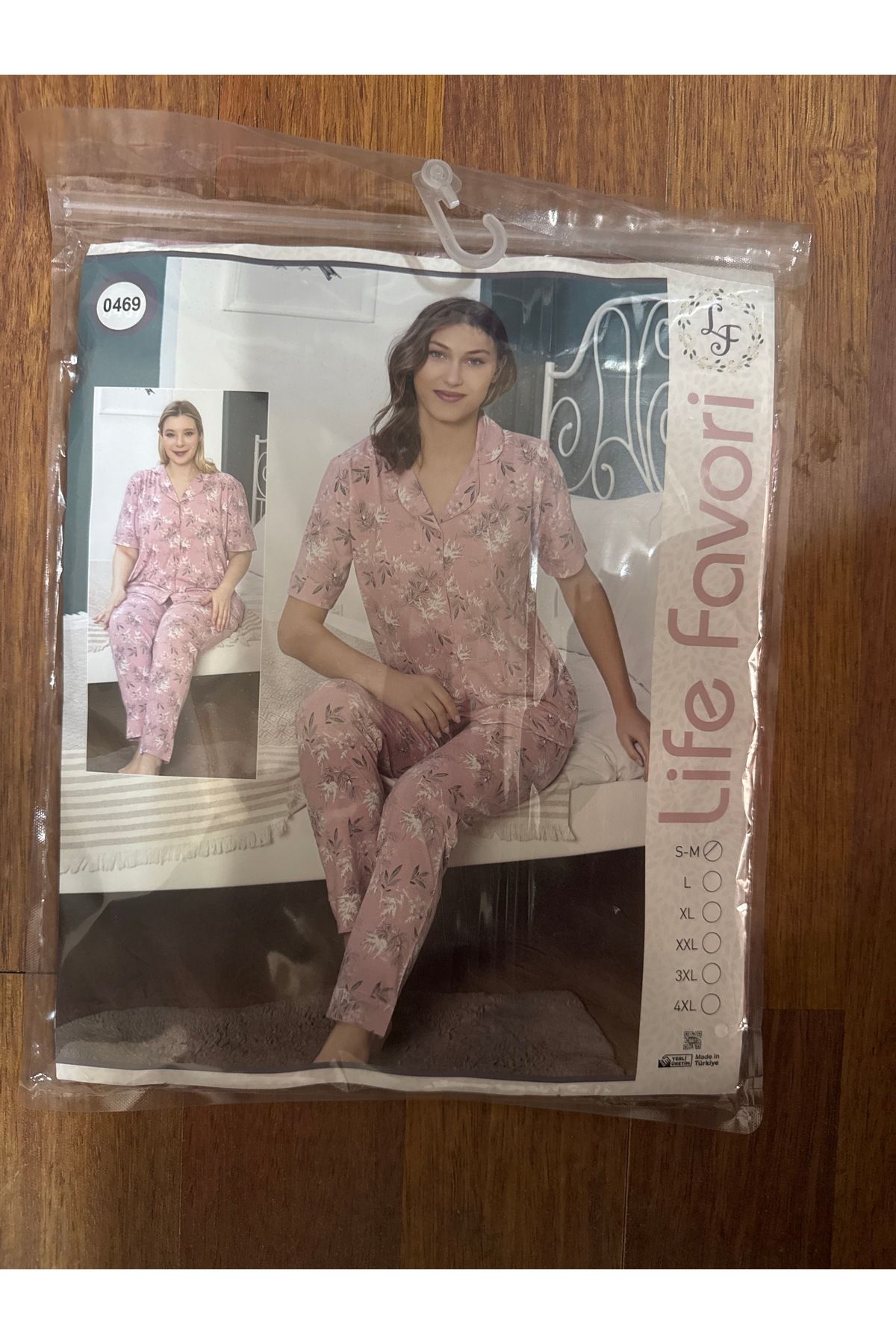 expermarket Genel markalar pijama takımı pembe düğmeli yakalı son ürün s-m beden
