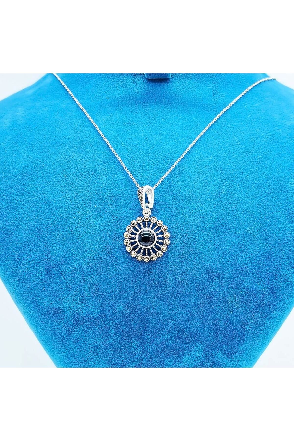 tesbihpasaji Zirkon ve Oltu Taşı İşçilikli 925 Ayar Gümüş Kolye