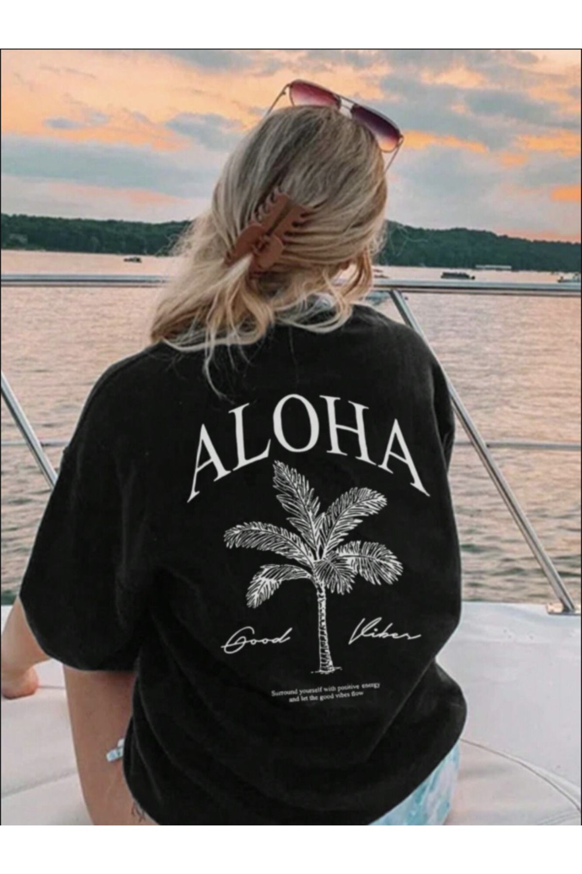 LAYORA ALOHA Yazılı Palmiye Baskılı Siyah Tişört - Good Vibes Temalı