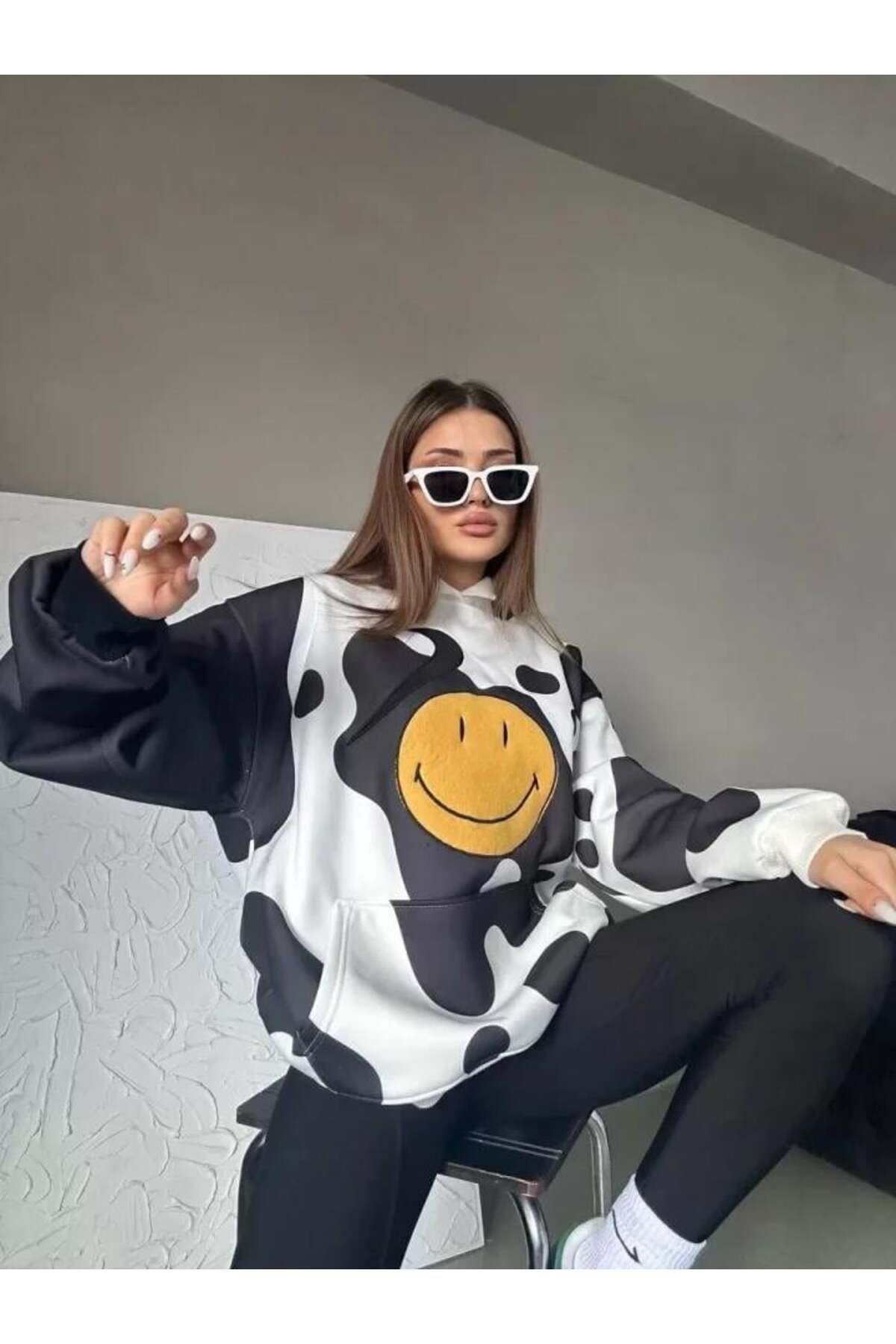 modamtn Smiley Face Kapüşonlu Sweatshirt - Siyah