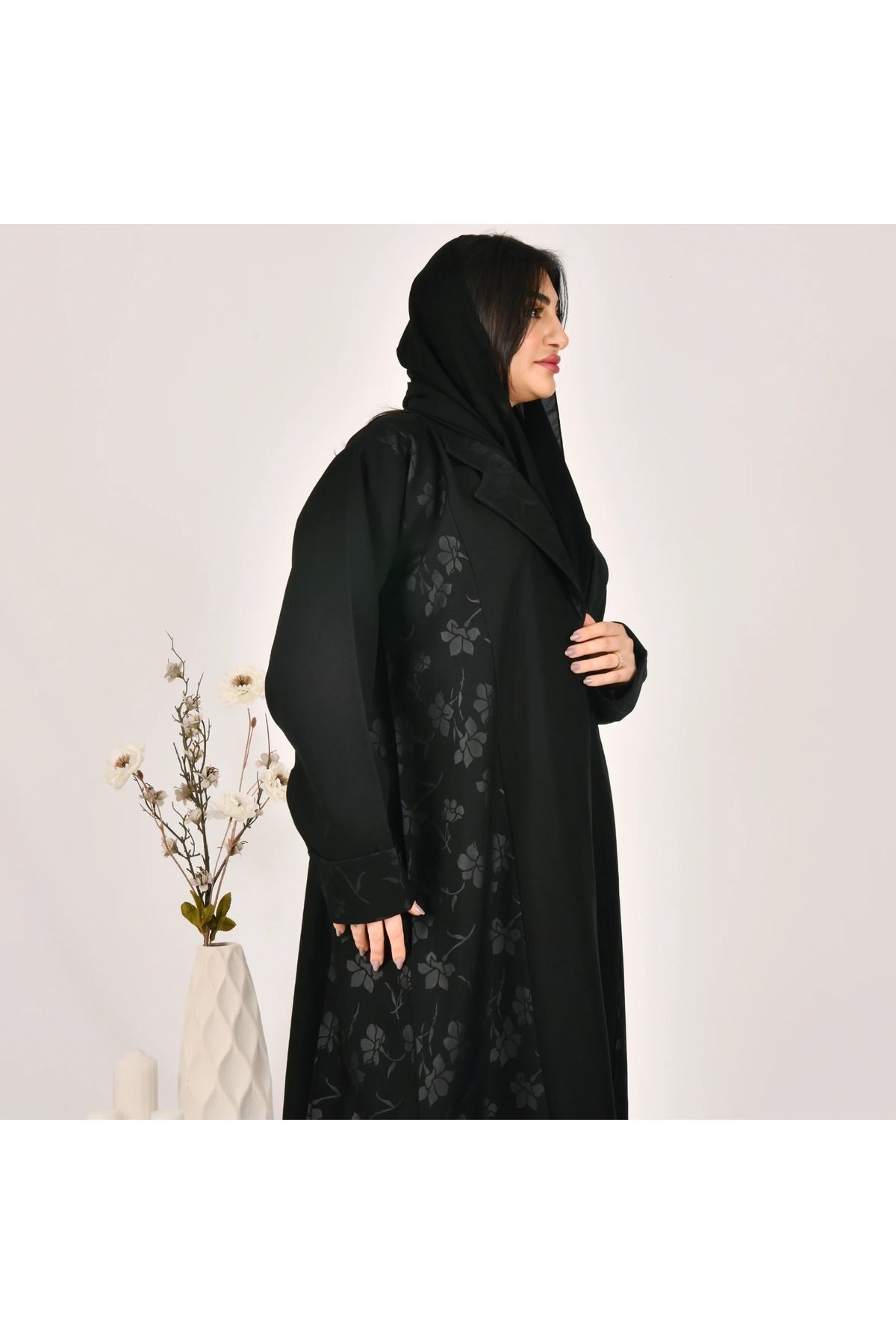 Beyond-Abaya wrap blazer, quarter-cloche, with a combination of patterned fabric 3