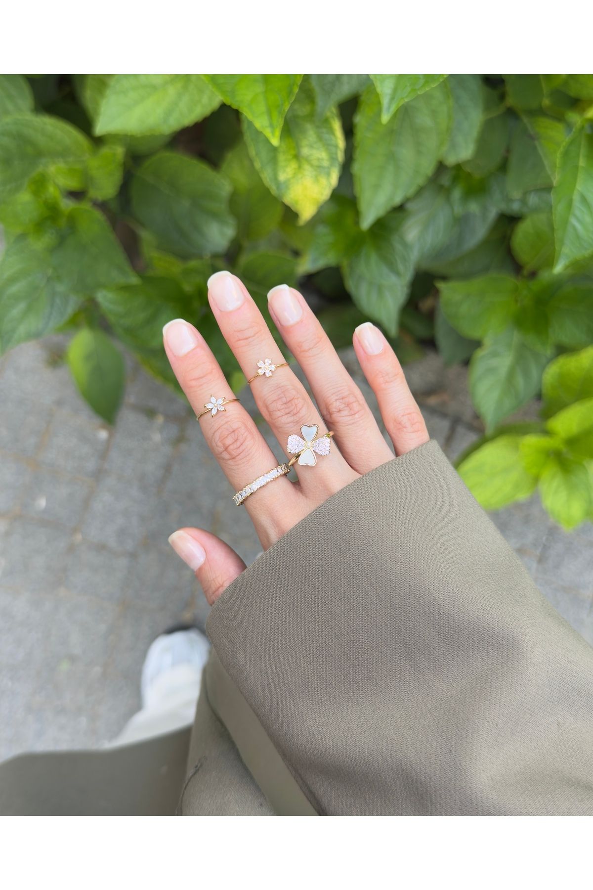 kems jewels Yonca Model Zirkon Taşlı Altın Kaplama Ayarlanabilir Çelik Yüzük