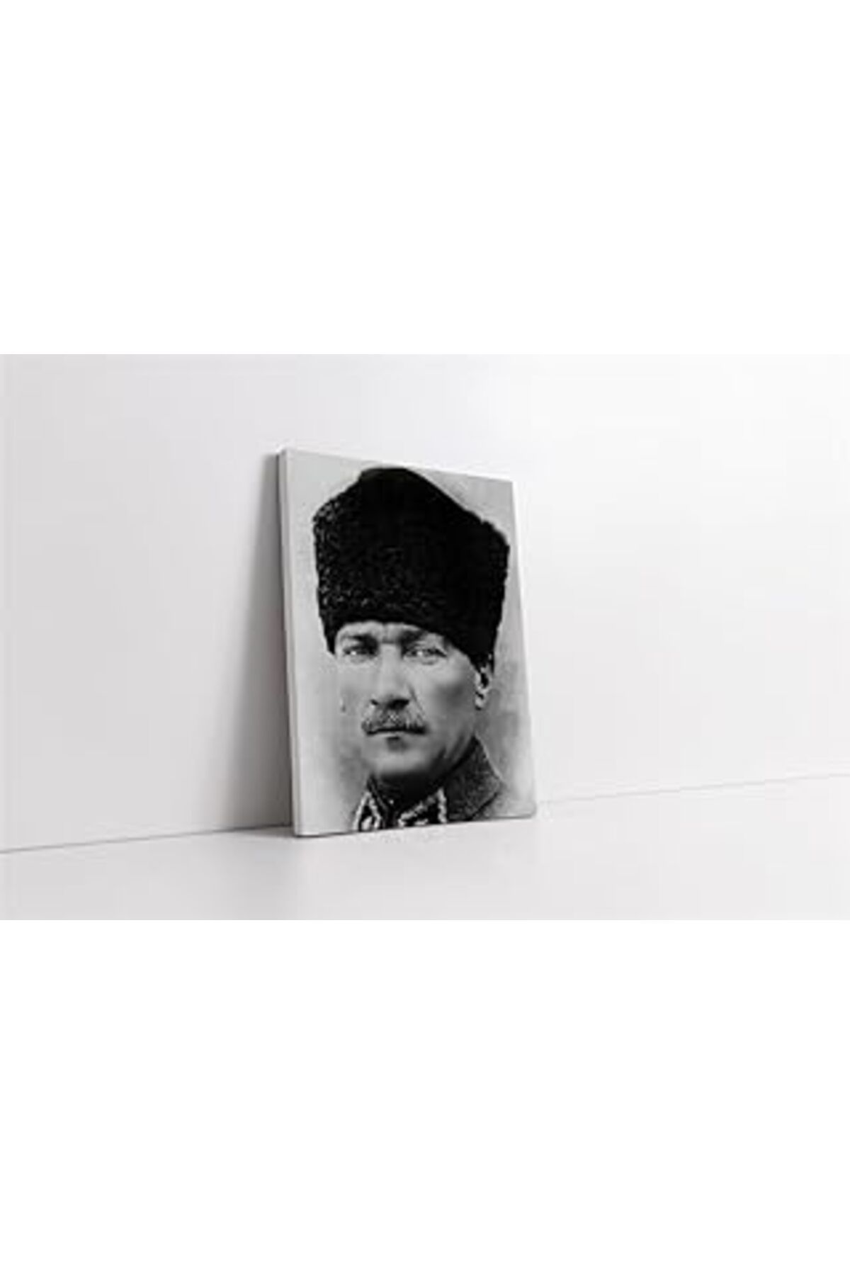 NETWORK ART Tablosan Kalpaklı Atatürk Kanvas Tablo 50X70 Cm Ka02122