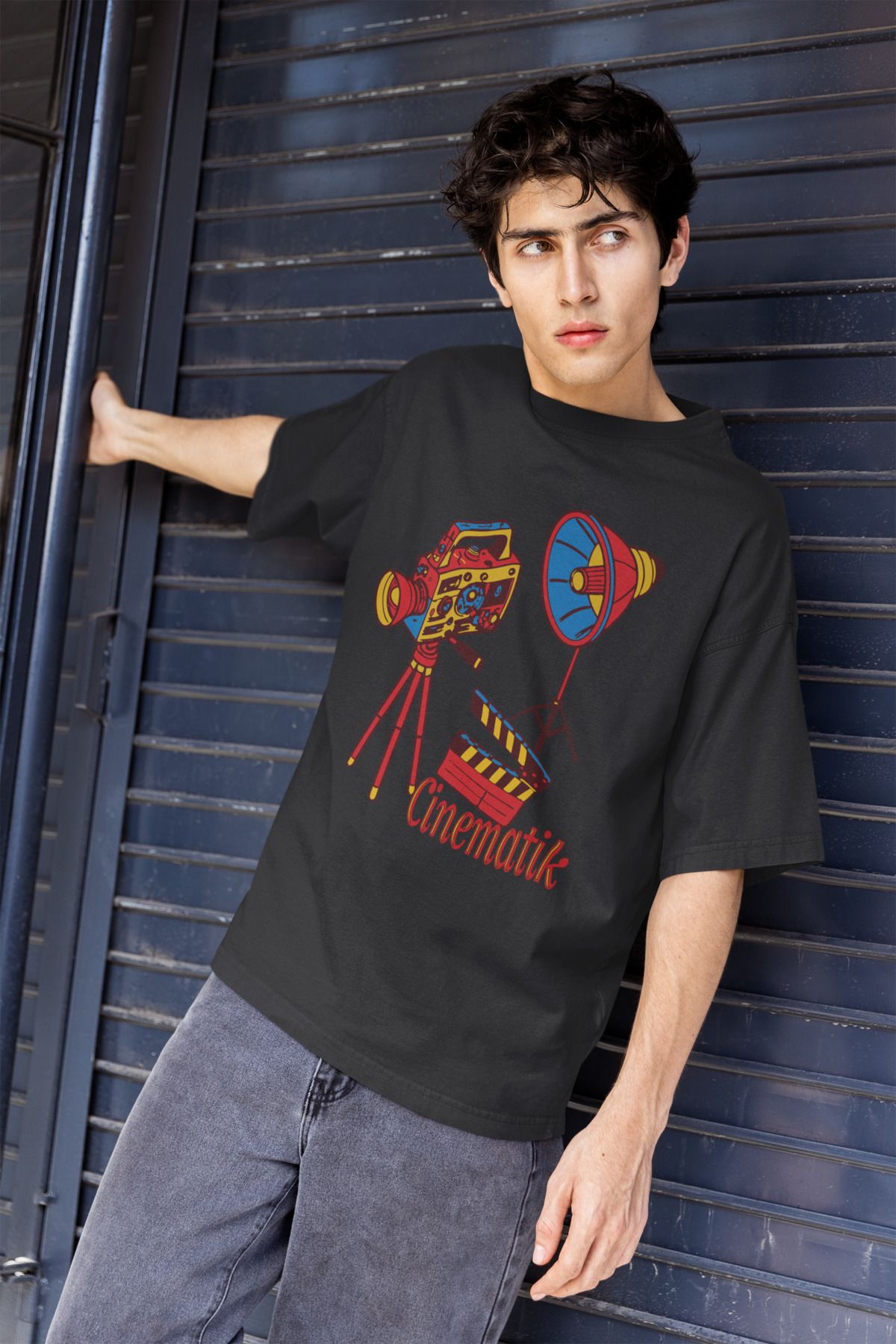 Uniquetex NUBEN / SİNFE-07- Oversize Unisex Sinematik Baskılı Siyah Bisiklet Yaka T-shirt (Tasarım Tişört)