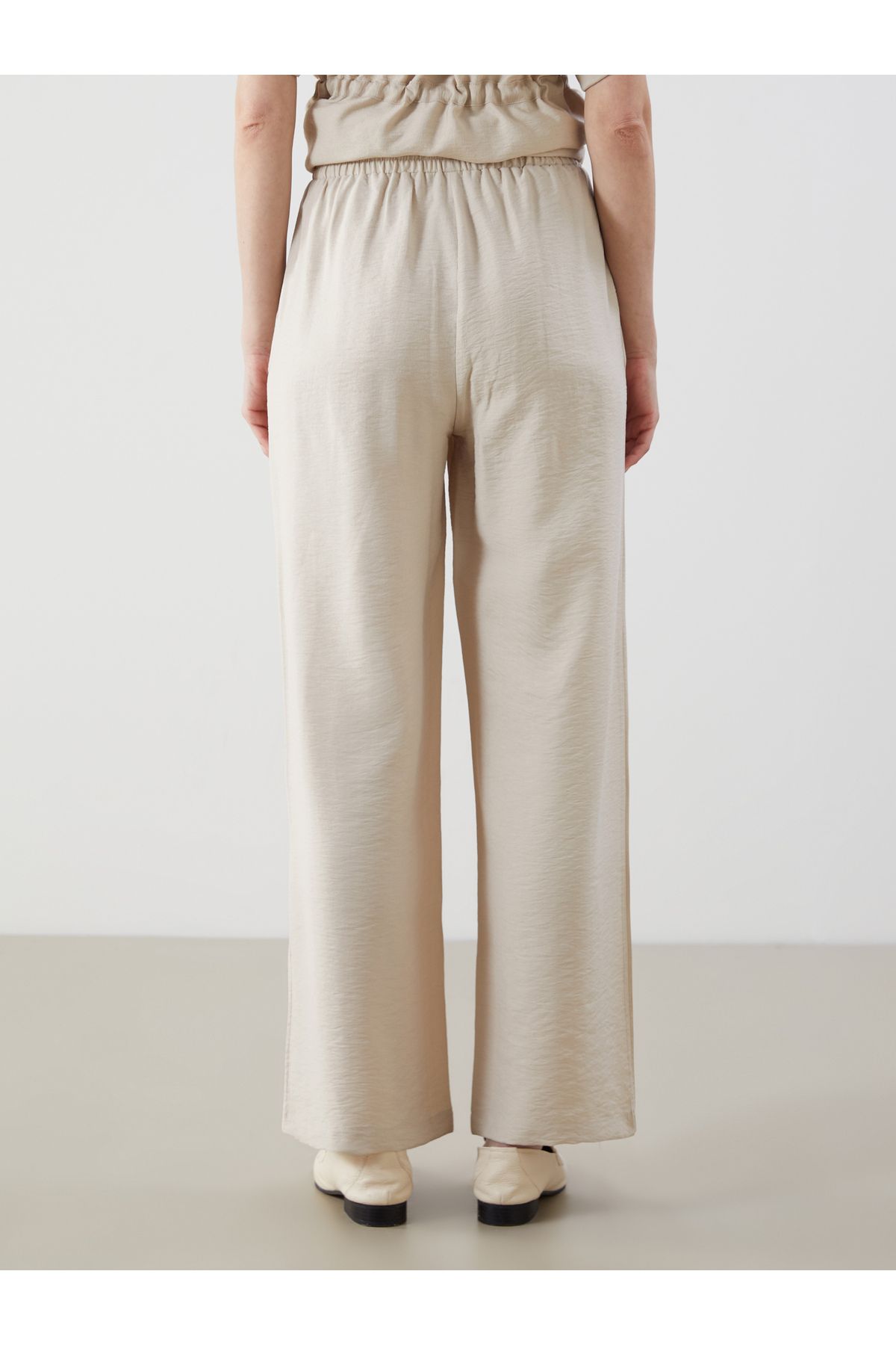 LC Waikiki-Pantaloni de damă cu aspect de in cu talie elastică 4