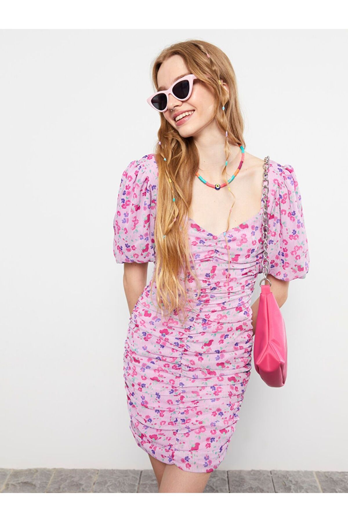 LC Waikiki Lila Kalp Yaka Çiçekli Balon Kollu Kadın Bodycon Elbise