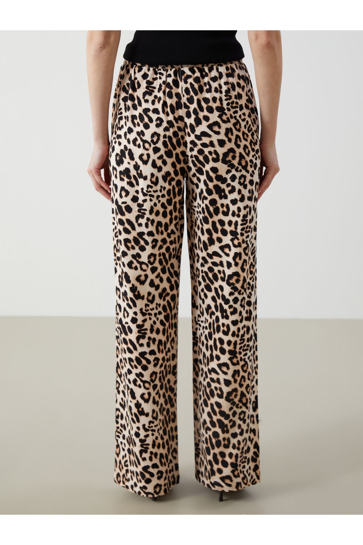 LC Waikiki-Elastic Waist Leopard Patterned Linen Blended Women's Trousers 4