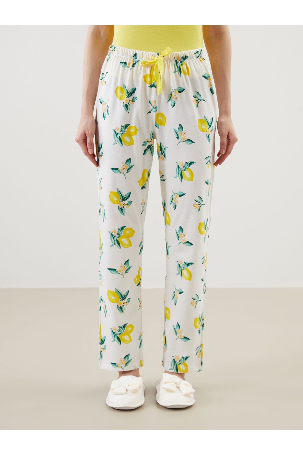 LC Waikiki-Women's Printed Pajama Bottoms with Elastic Waist 2