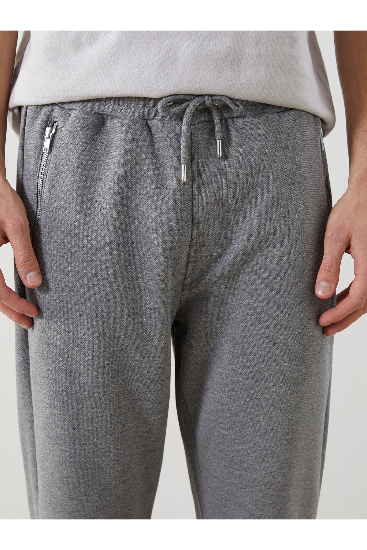 LC Waikiki-  Standard Fit Men's Jogger Sweatpants 3