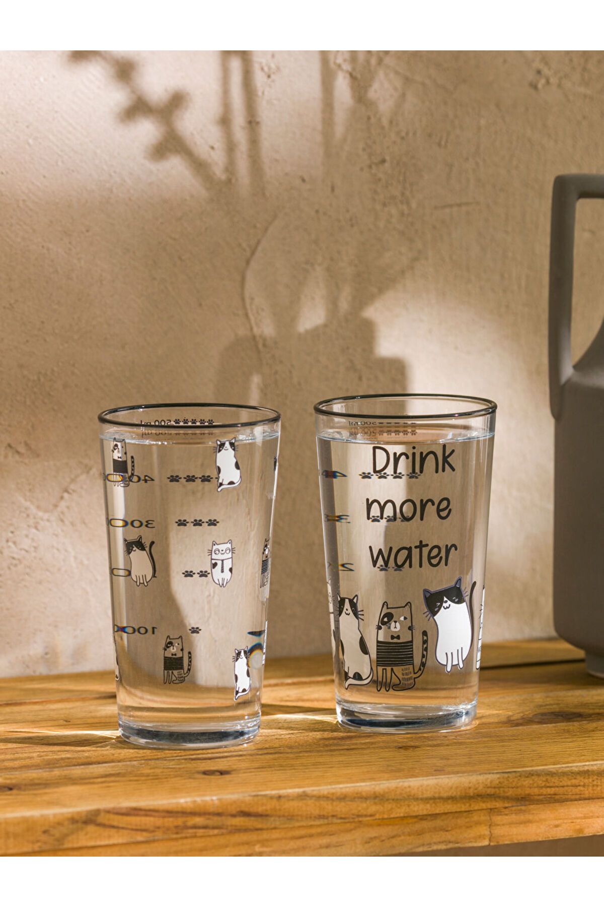 LC Waikiki-Sparkling Selections from Shining Store |   Black Cat Printed Glass Cup Set of 2 570 ml 1