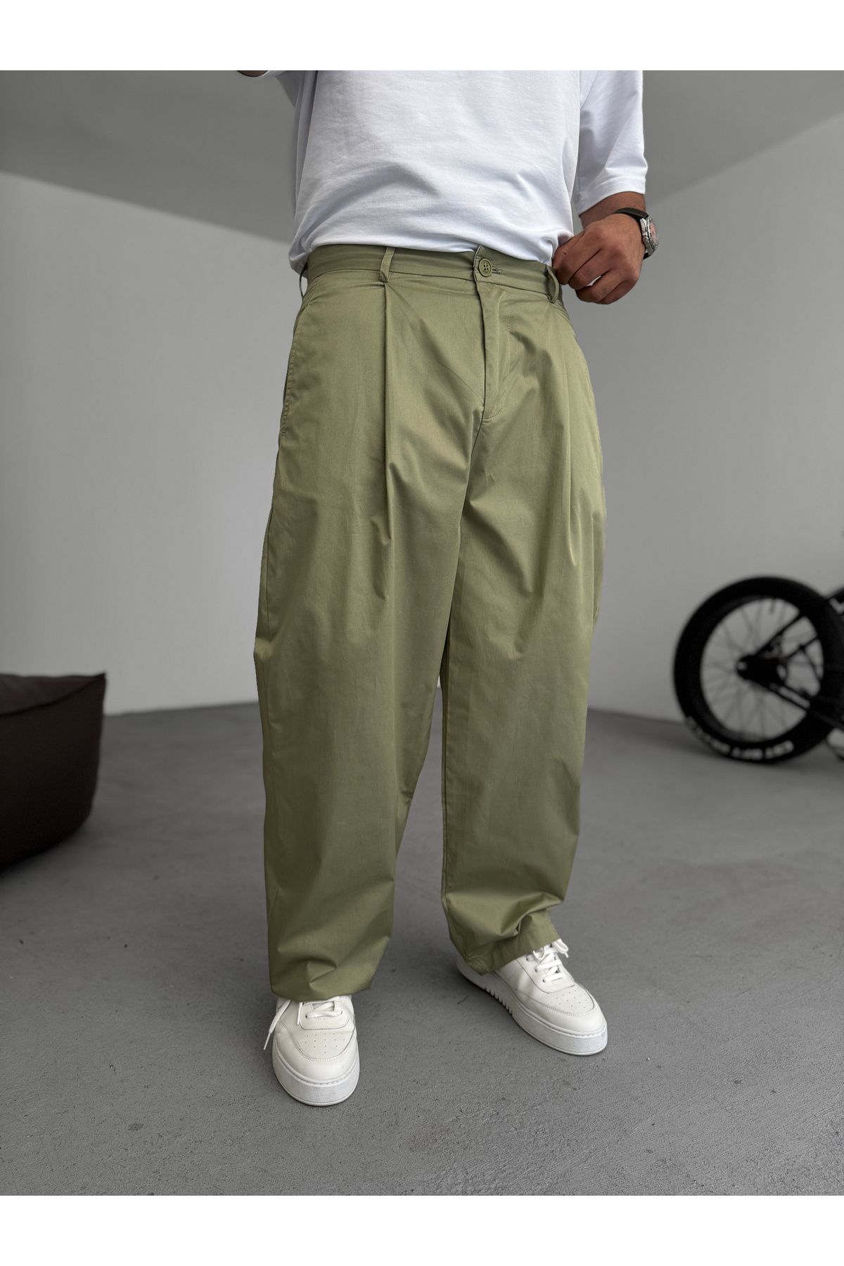 BYBASICMAN-Khaki Pleated Comfortable Fit Trousers C-05/4 3