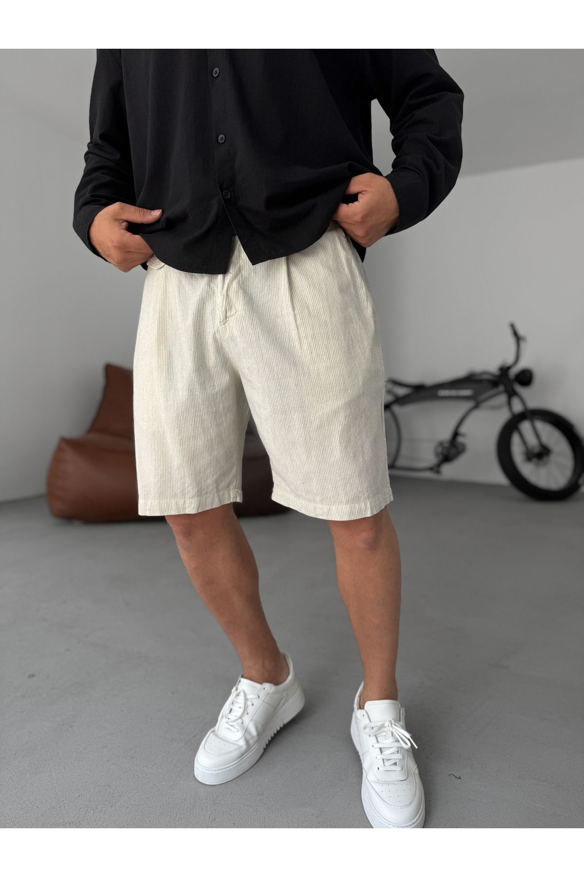 BYBASICMAN Ekru Çizgili Cep Detaylı Şort YP-5018