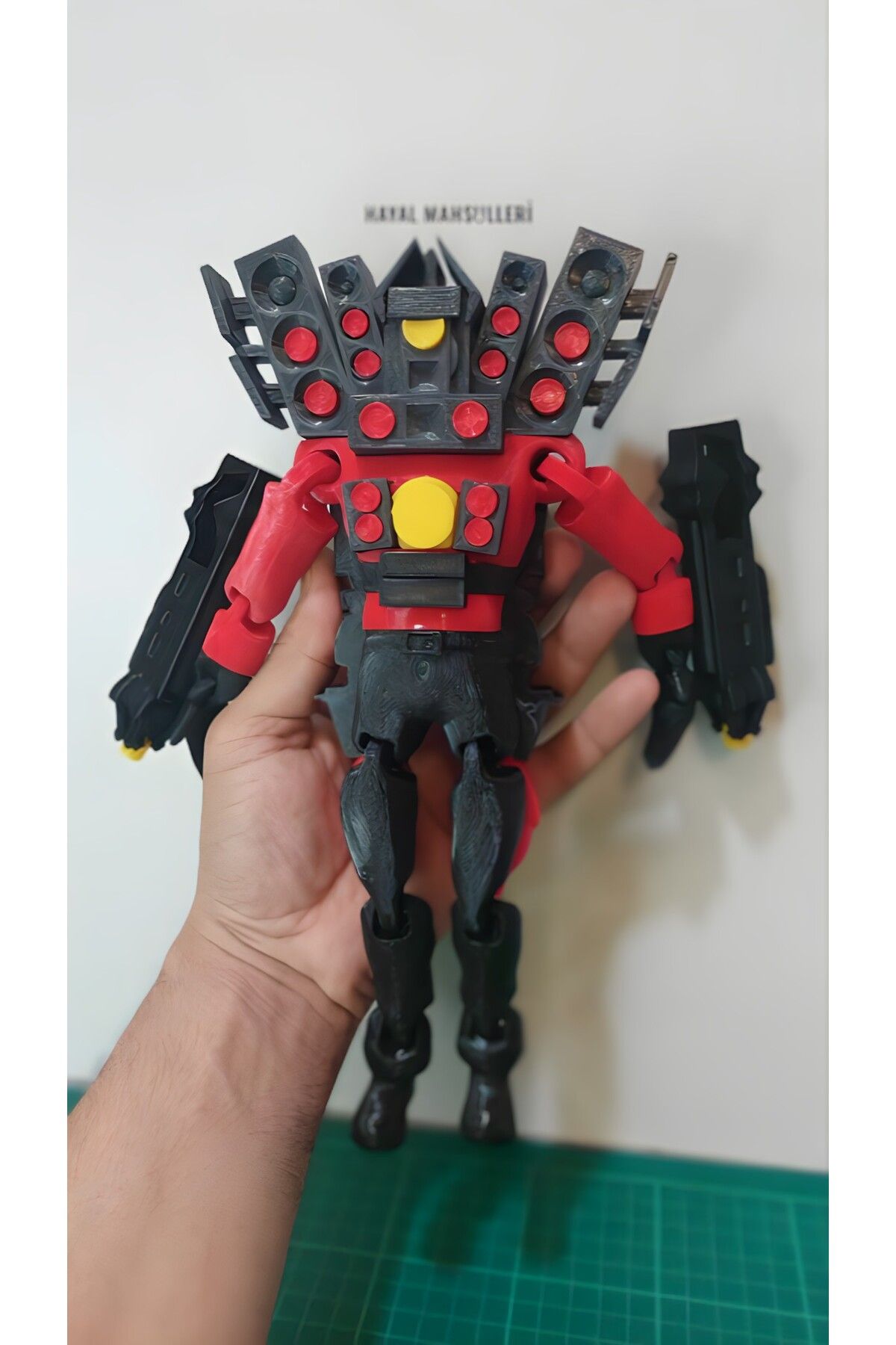 mimo Skibidi Toilet - Mega Titan Speakerman Upgrade Figür Hareketli Eklemli Figür Oyuncak - 23 Cm