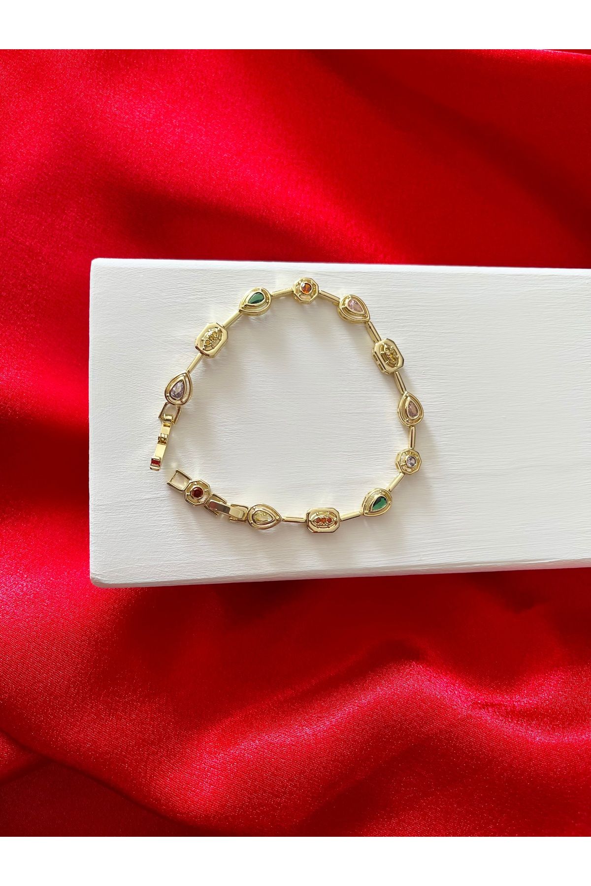 Butik 7 Element Gold Çelik Bileklik