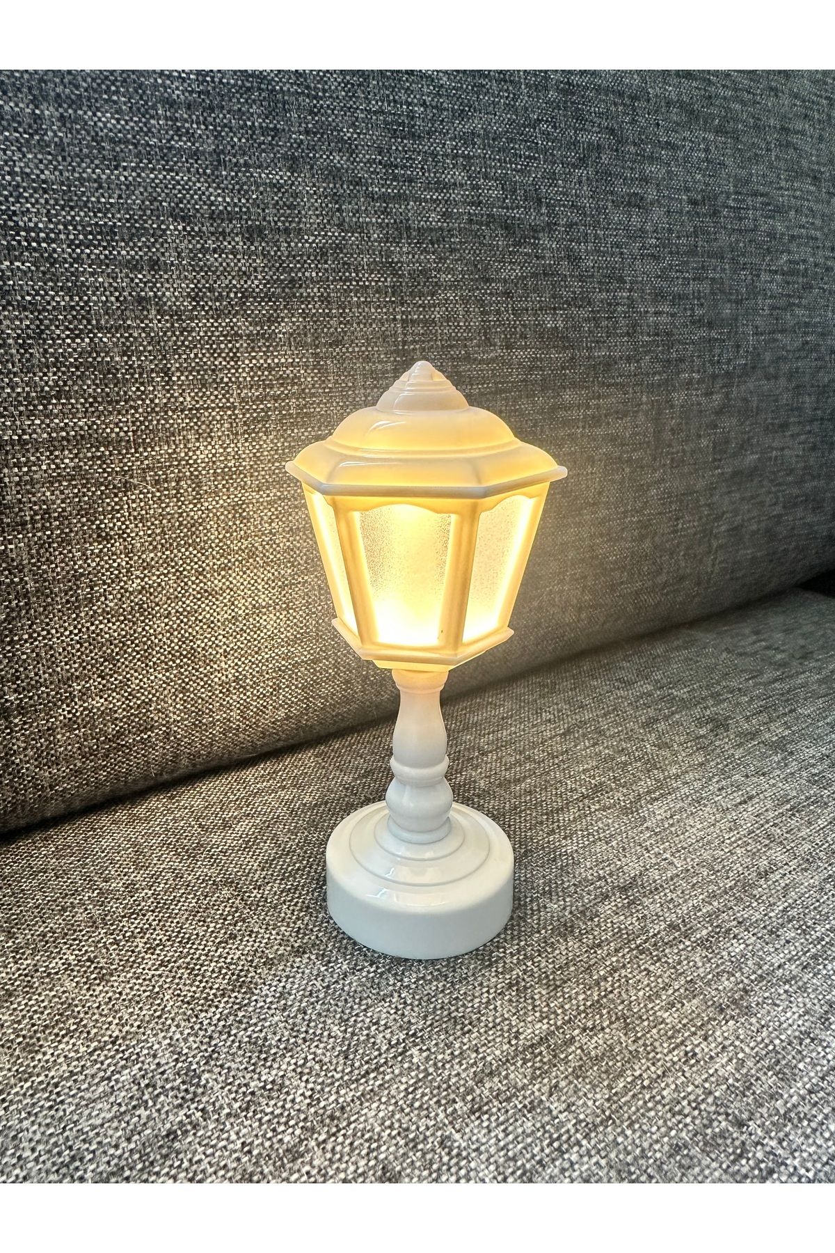 SENEM DESİGN LED yaratıcı masa lambası yatak odası ve masaüstü dekorasyon için mükemmel gece lambası 14 cm