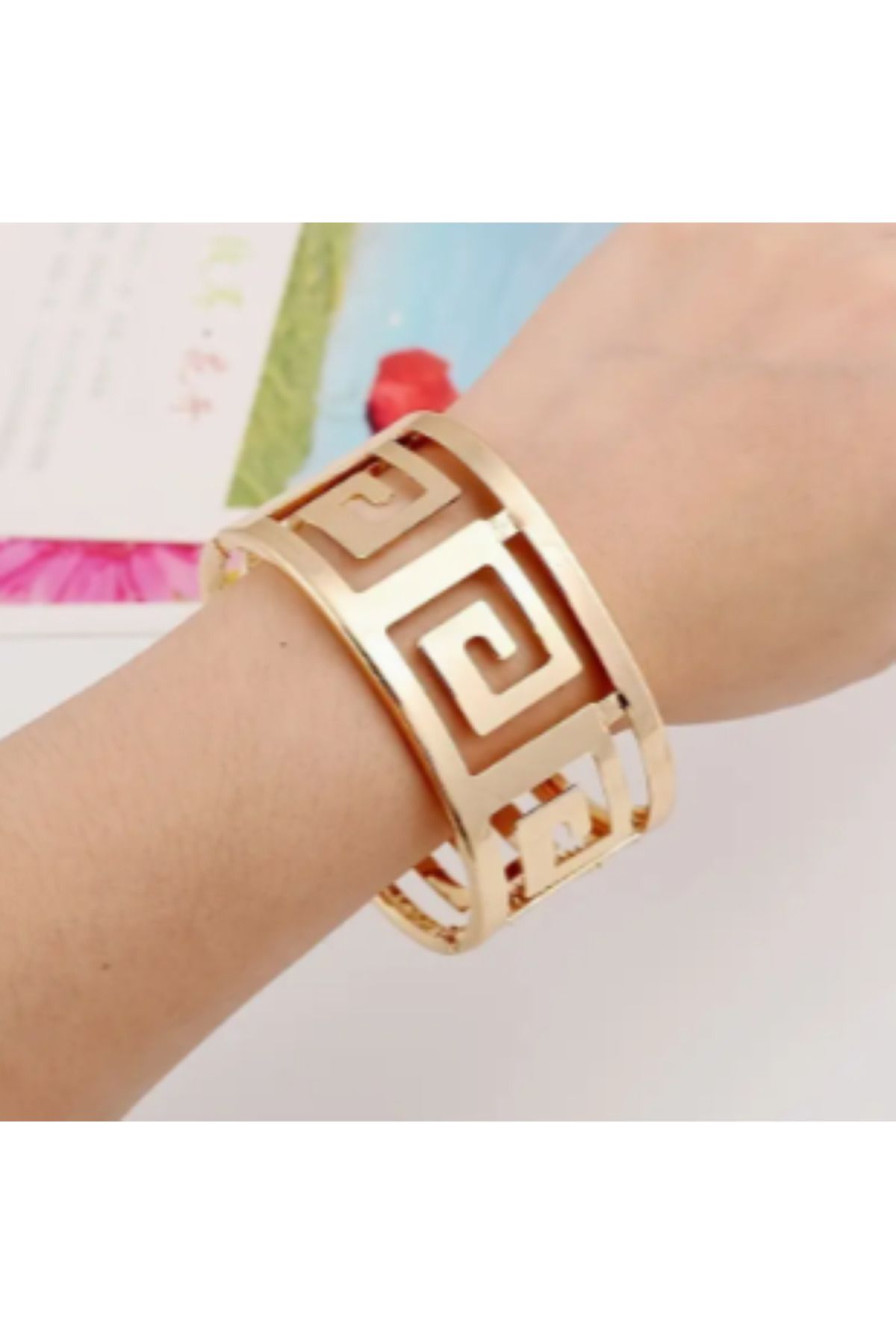 SE Jewellery Collection Selin Ersoy Kadın Gold Renk Geometrik Desenli Geniş Bileklik