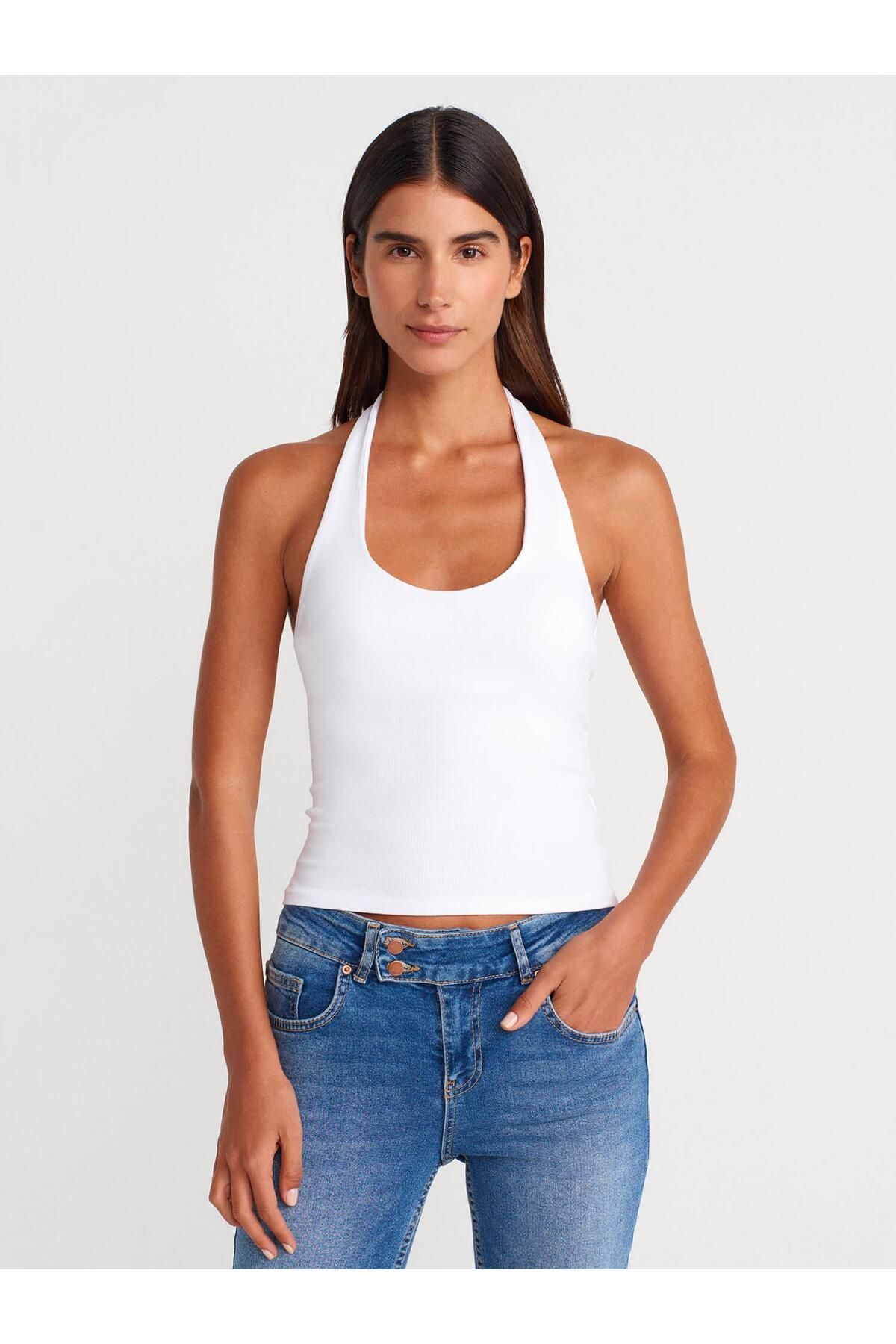 Coral Halter Yaka Bluz Beyaz