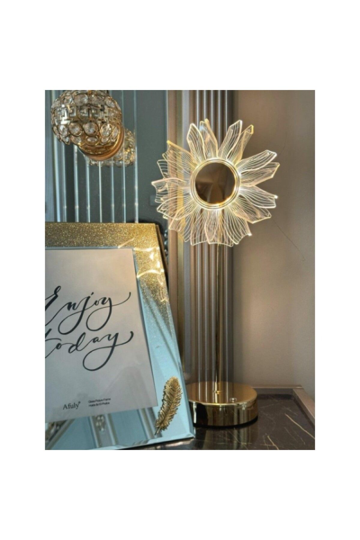 Trendypazar Çiçek Tasarımlı LED Masa Lambası