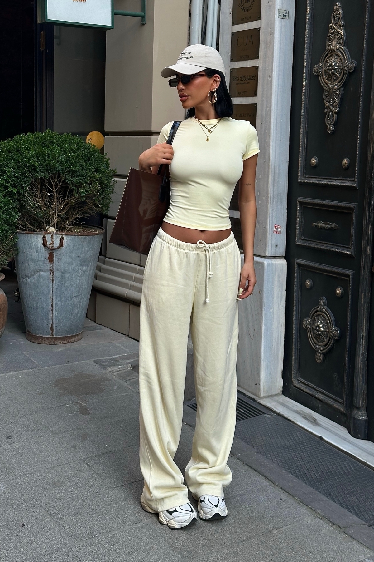 World Fashion Trends  Bisiklet Yaka Basic Kısa Kollu Esnek Body - Görsel 2