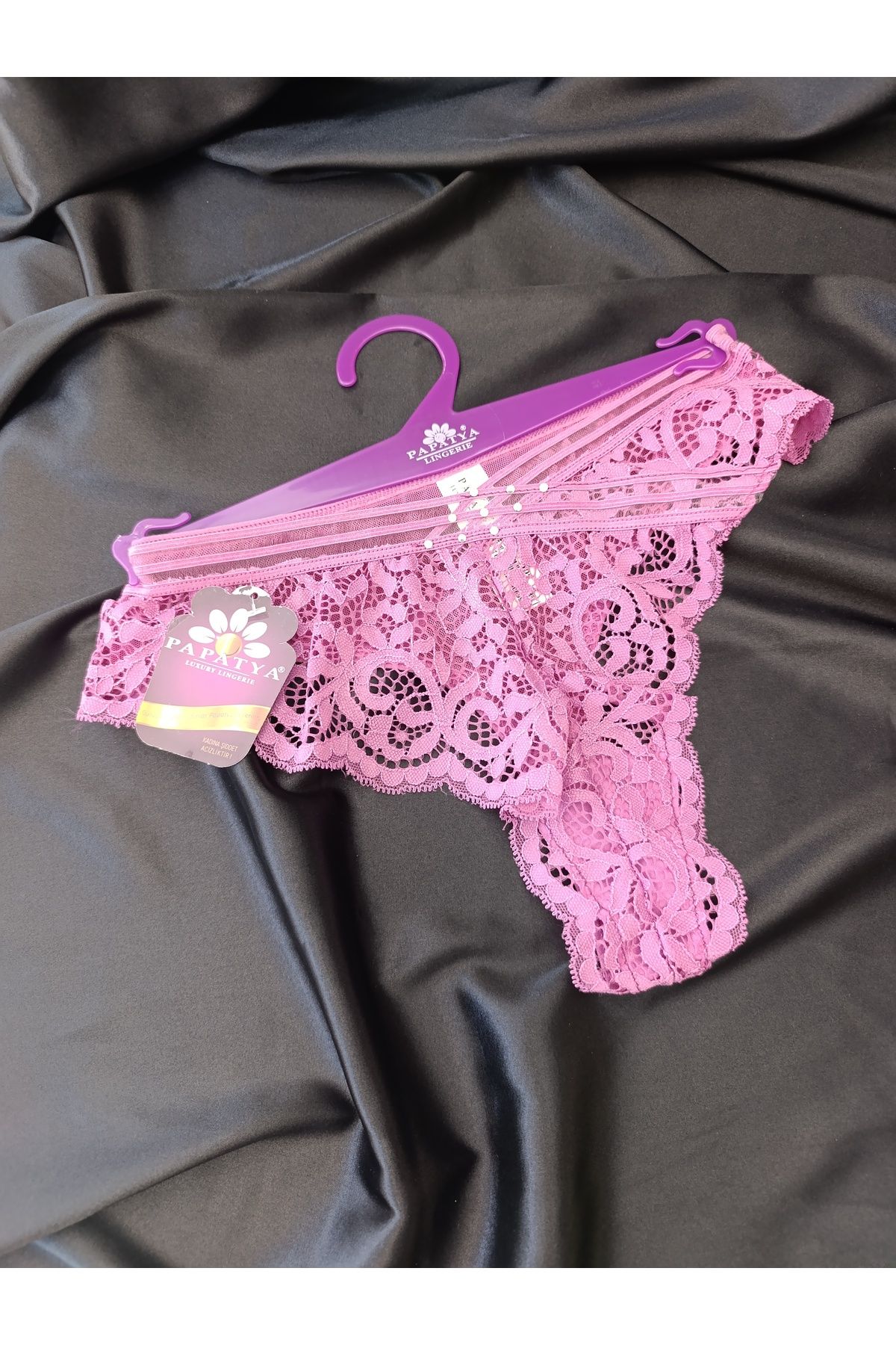 Butik KADIN TANGA DANTELLİ TAŞ DETAYLI KÜLOT