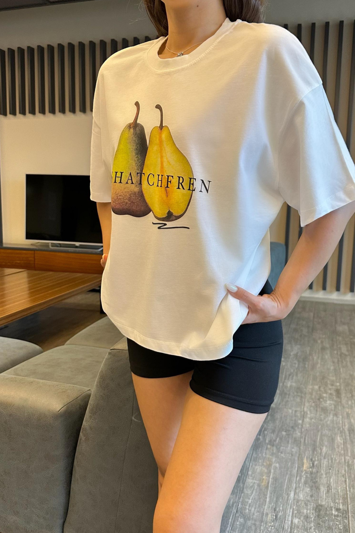 Kadın Özel Dijital Baskılı Oversize T-Shirt Kırık Beyaz 3