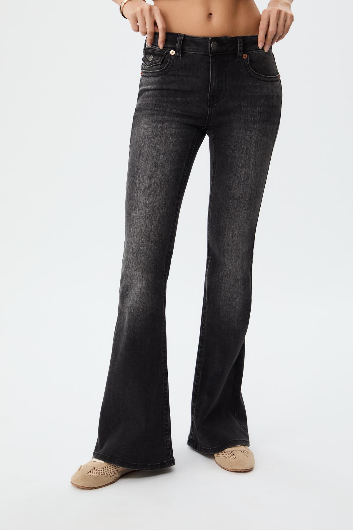 Stradivarius  D04 Düşük Bel Çan Paça Jean - Görsel 2