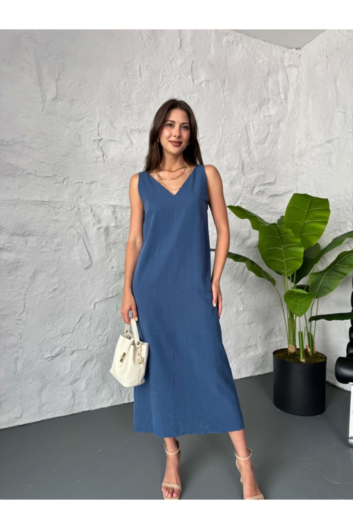 Elif Özbey Butik İndigo Arkası Yırtmaçlı Premium Tnsl Elbise
