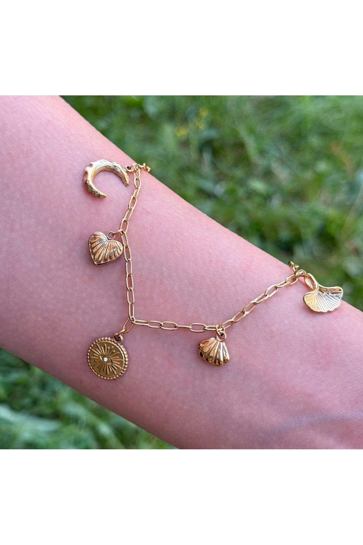 ARMELİA ACCESORİES Armelia Accessories Doğal Figürlü Zincir Gold Çelik Bileklik