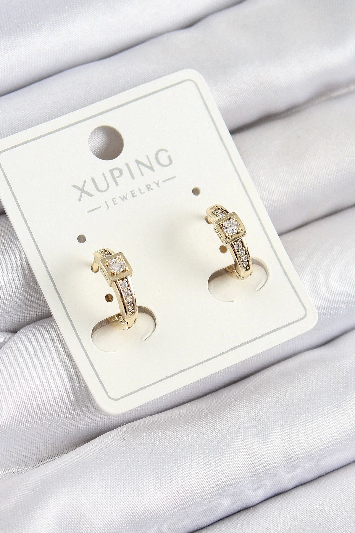 Clariss Xuping Zirkon Taşlı Kemer Model Gold Renk Kadın Küpe