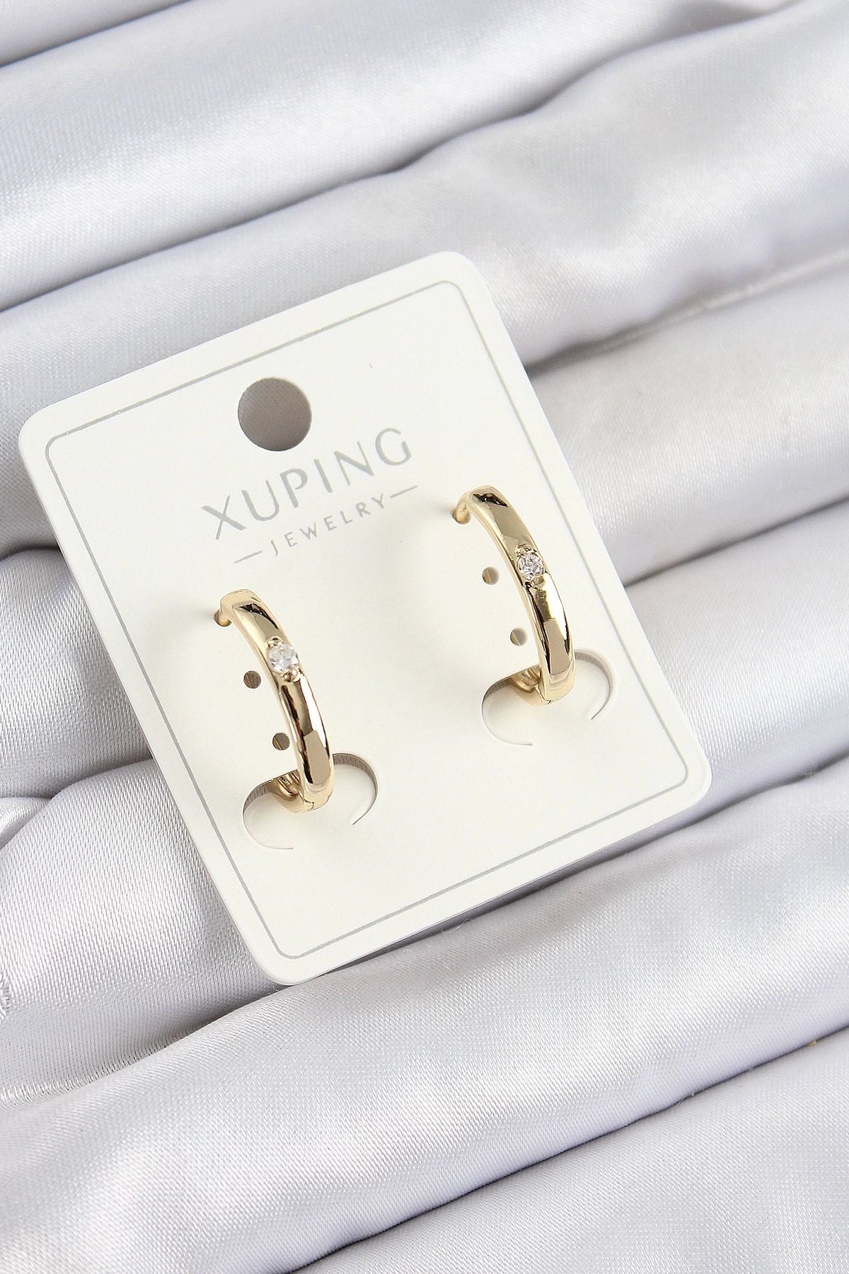 Clariss Xuping Zirkon Taşlı Oval Model Gold Renk Kadın Küpe