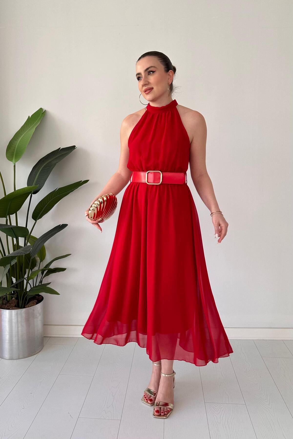 MaziButik Düz Halter Şifon Elbise Kırmızı