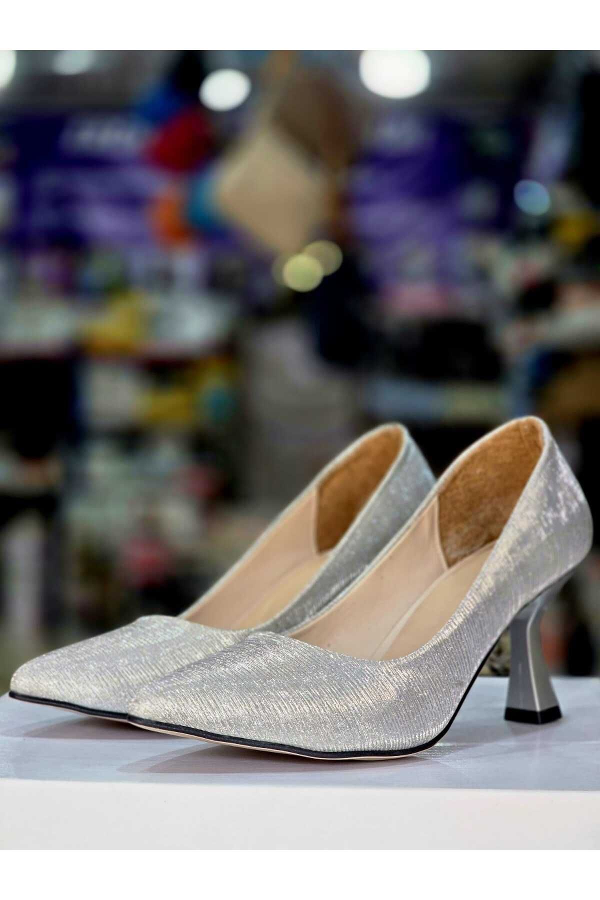 Shoes'n Kadın Simli Abiye Sivri Burun Sitiletto Ayakkabı