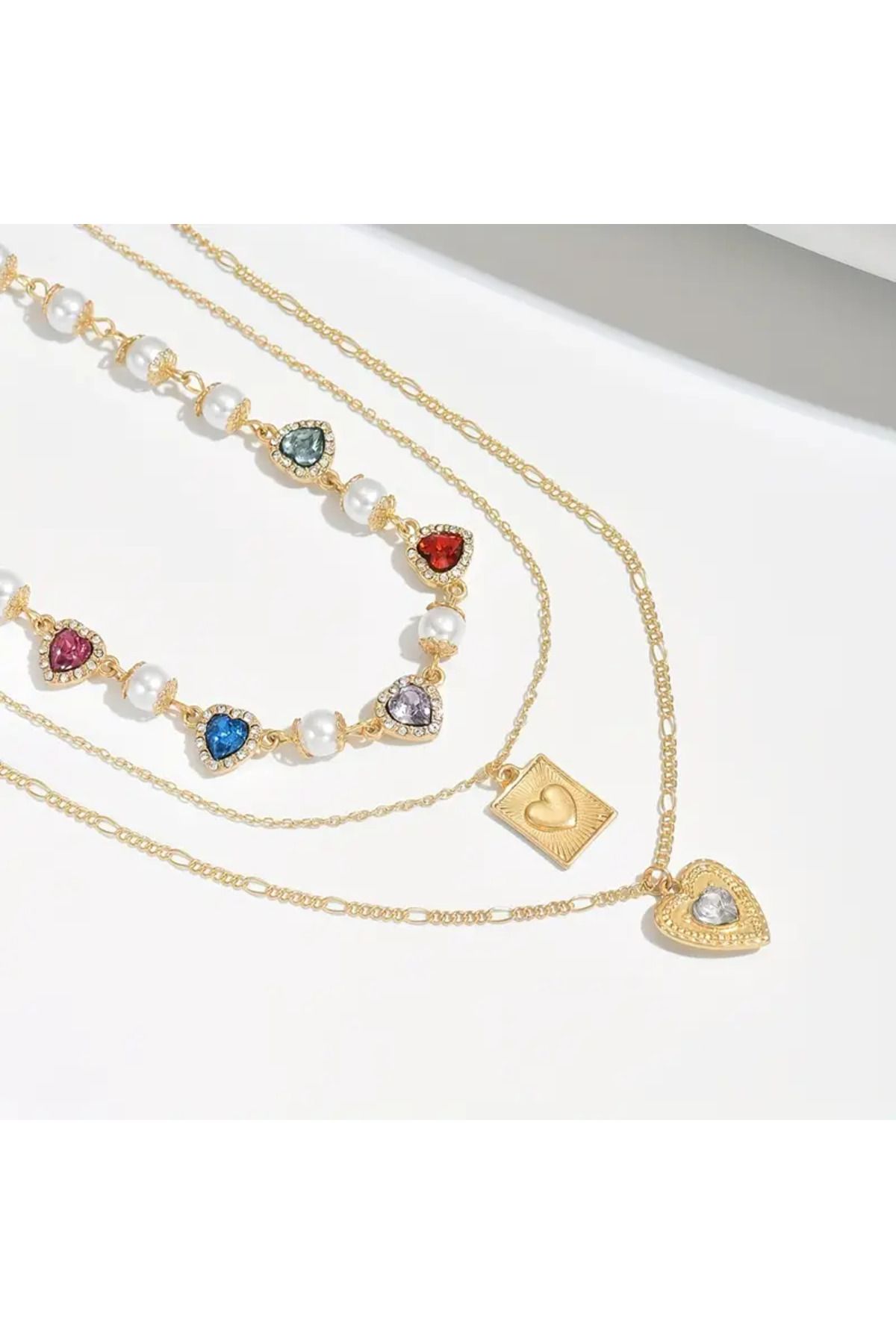Carolina Jewelery 3’lü Kadın Kolye Seti – Retro & Şık Stil – Aşk Kalpli Kolye, Choker & 18K Altın Kaplama
